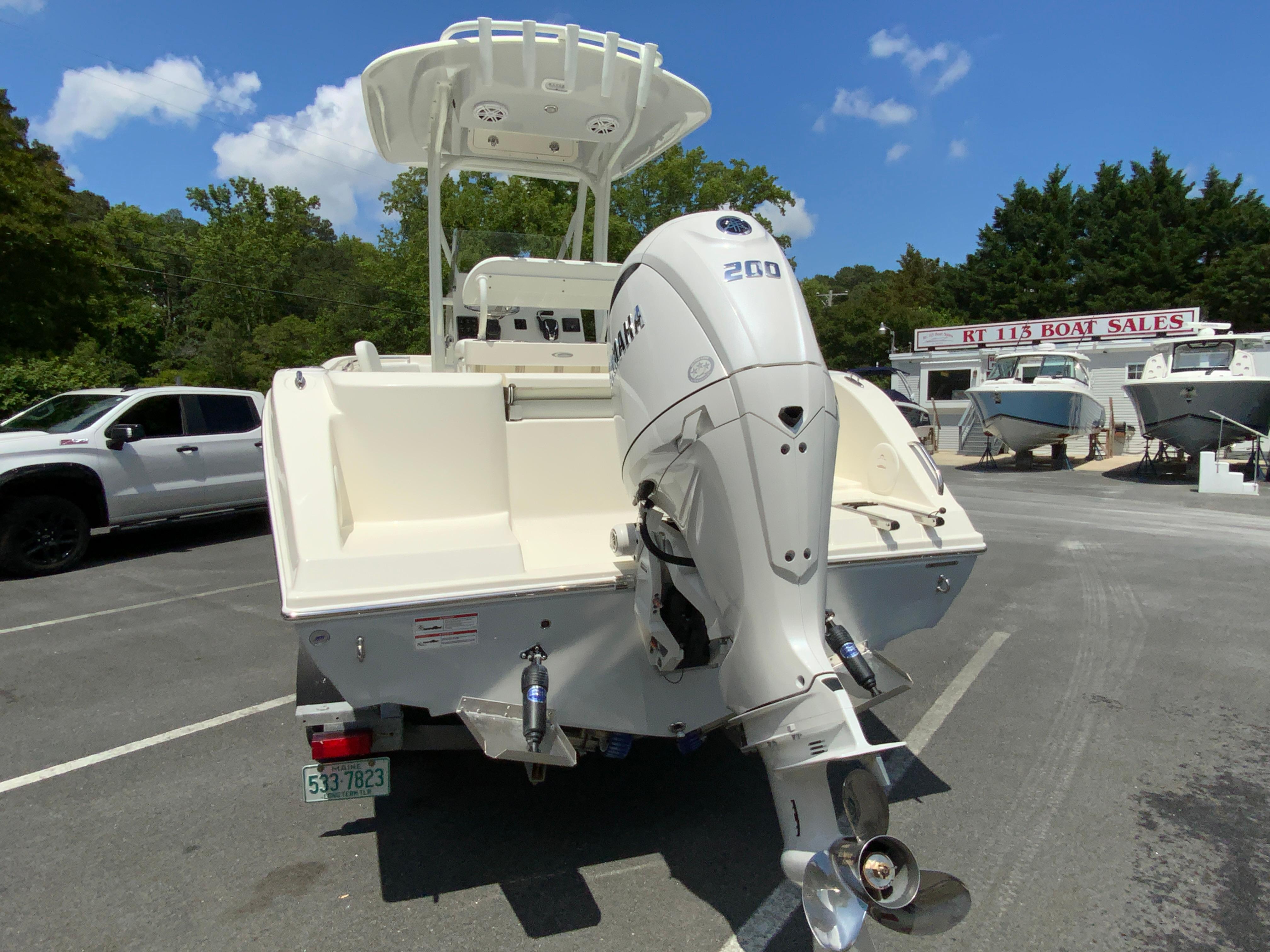 2025 Cobia 220 Center Console-8