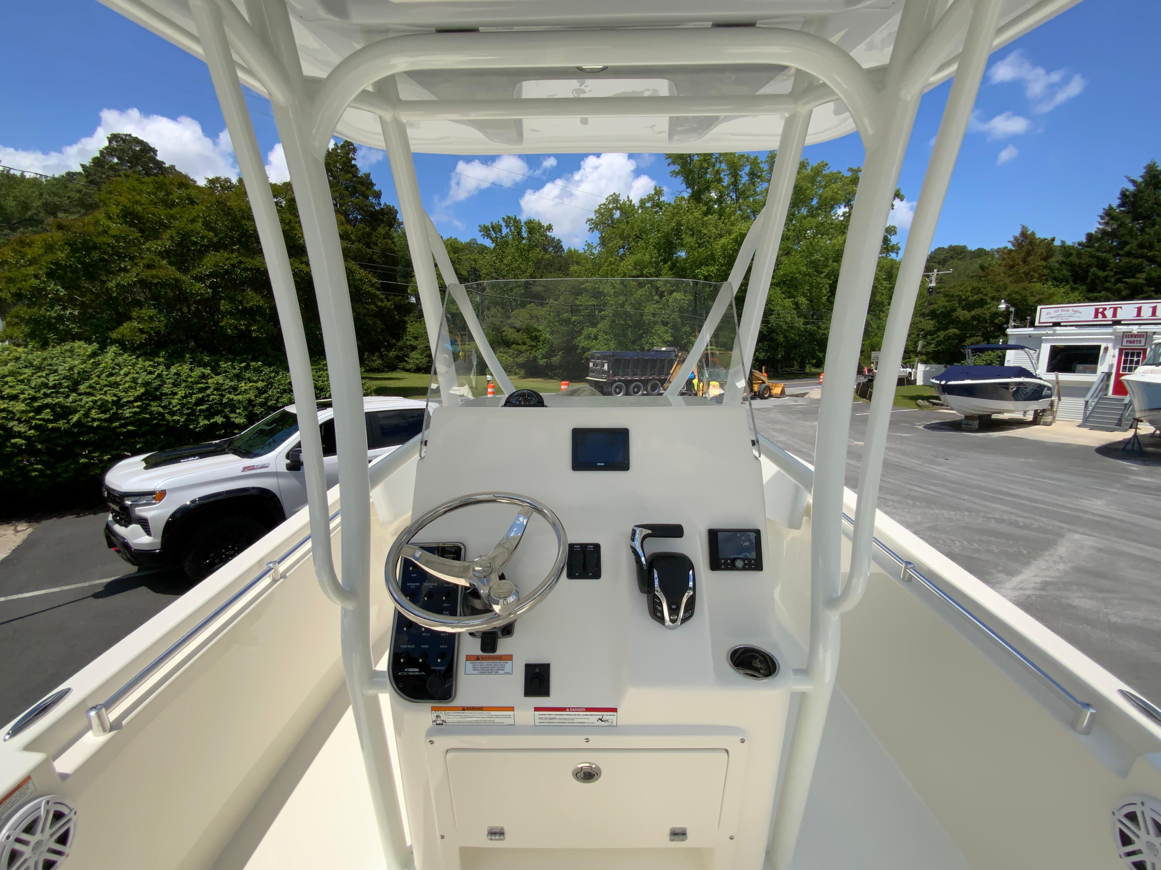 2025 Cobia 220 Center Console-11