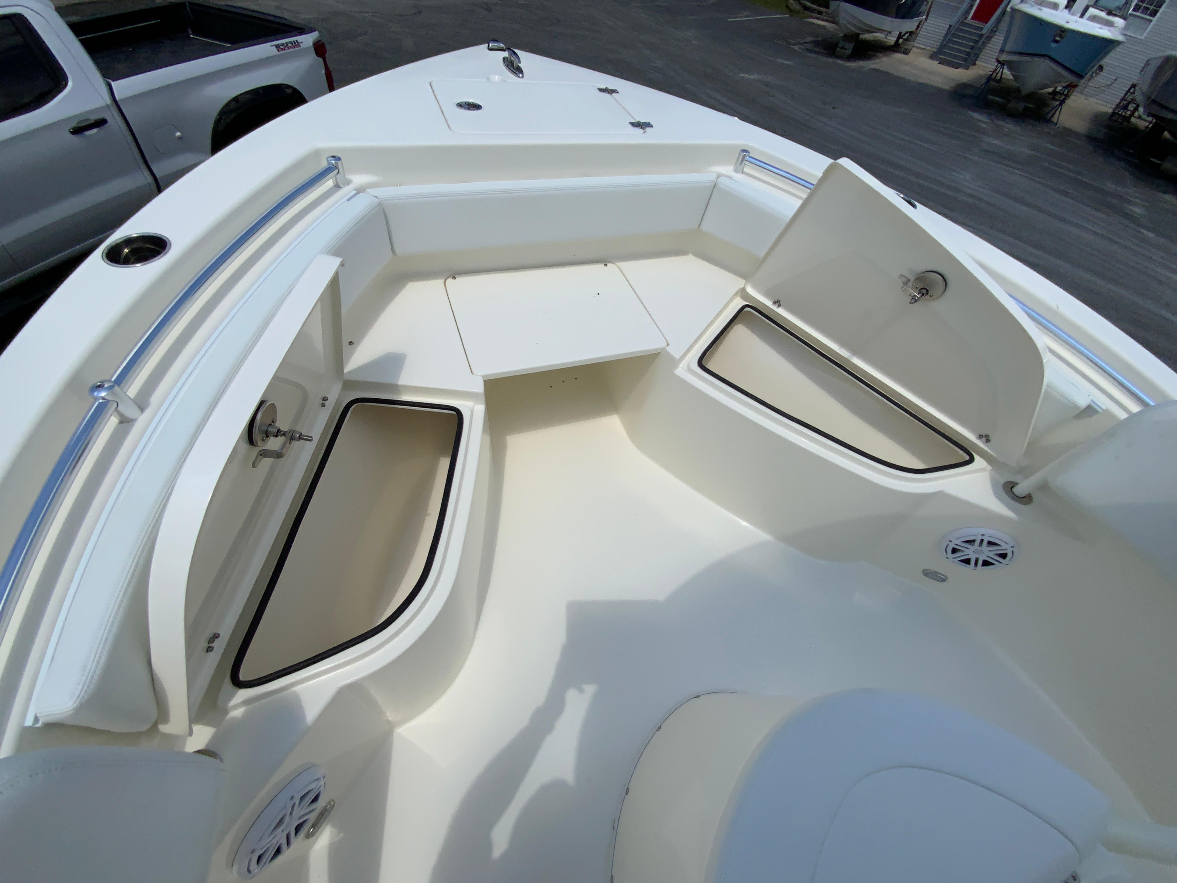 2025 Cobia 220 Center Console-18