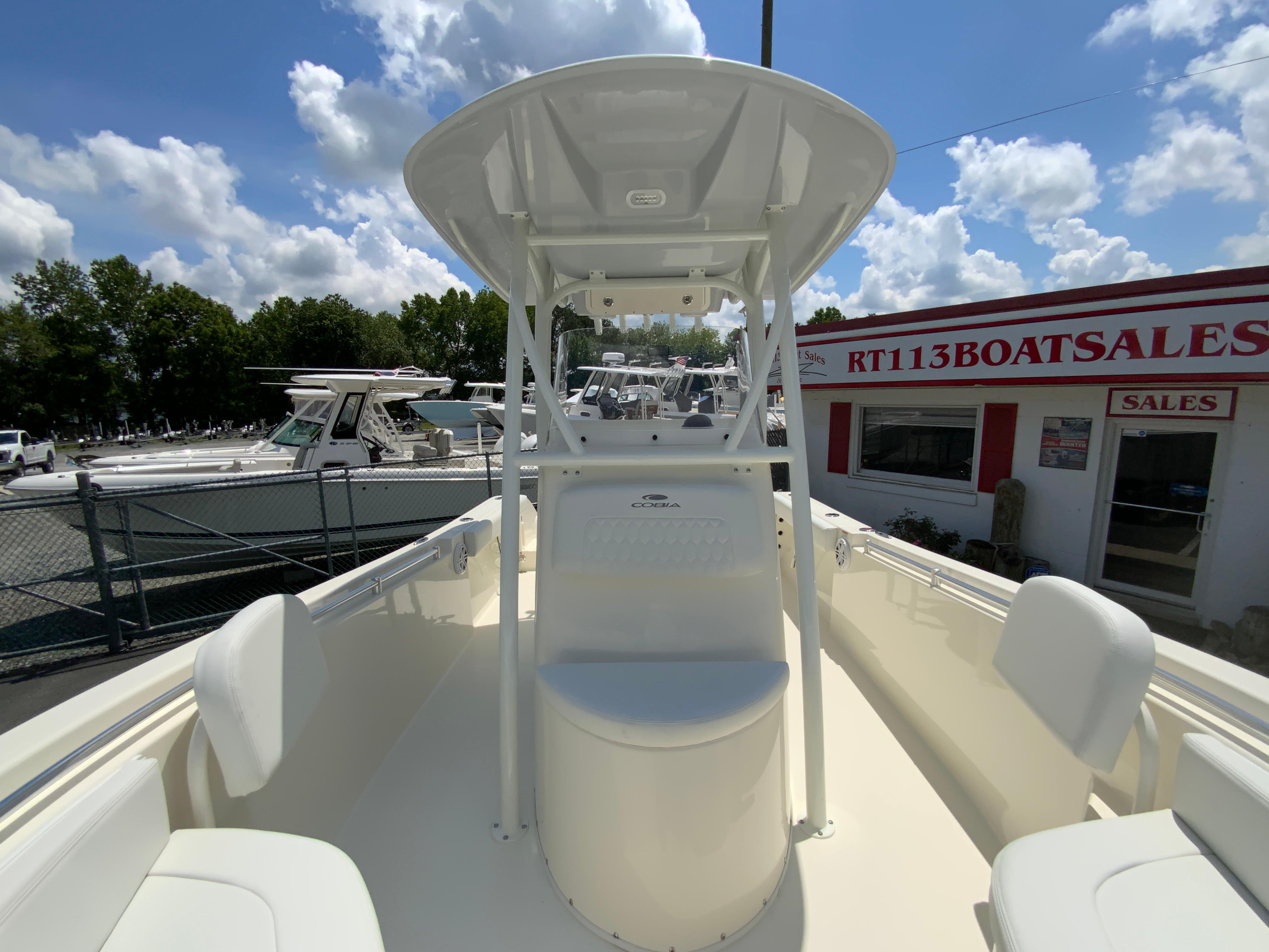 2025 Cobia 220 Center Console-22