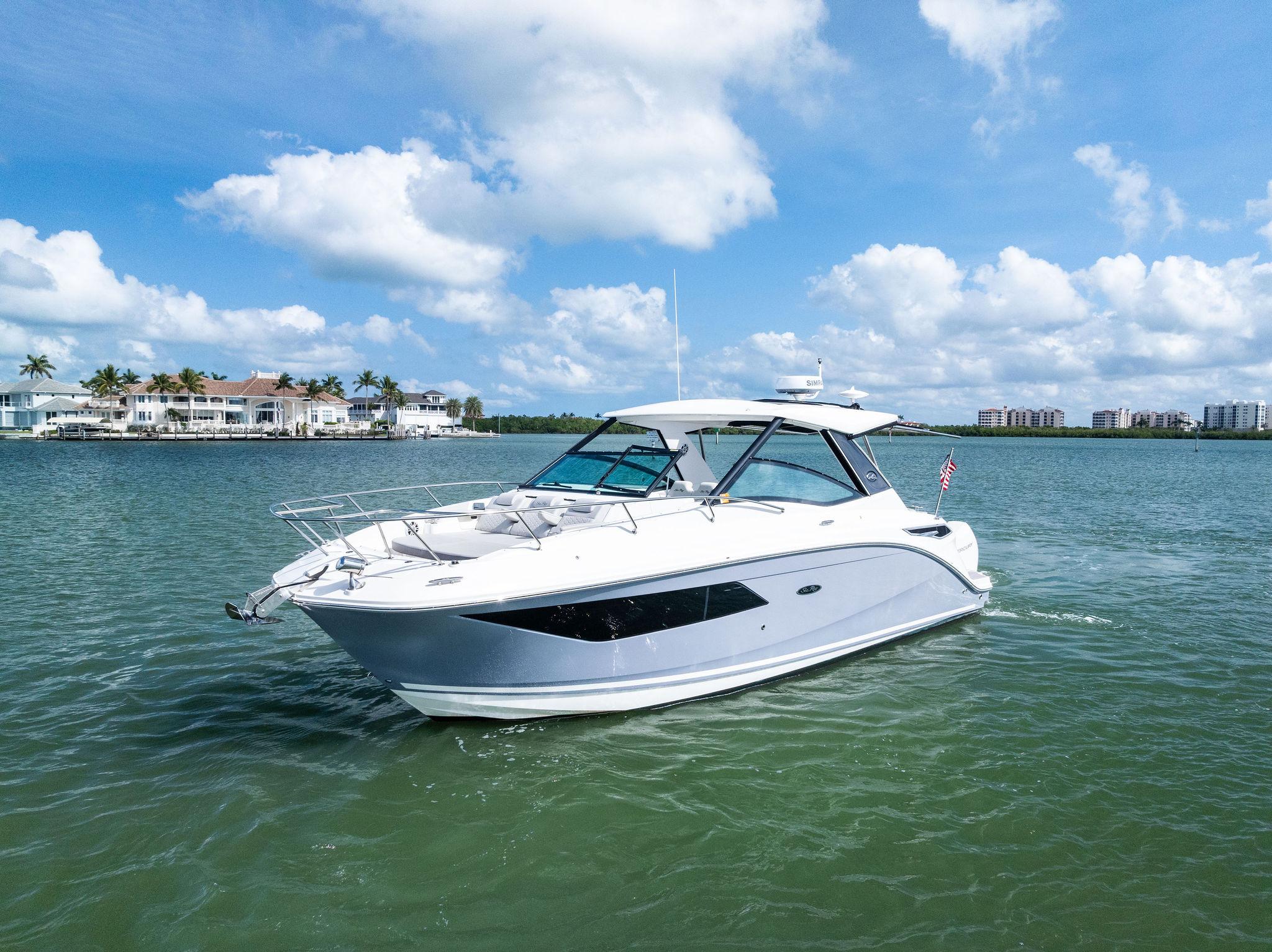 39 ft Sea Ray 2010