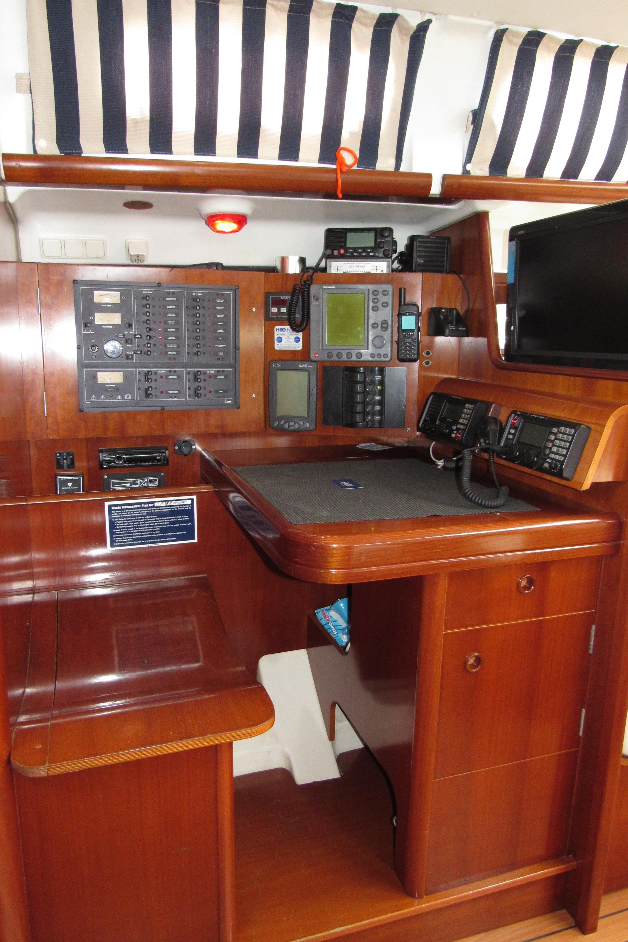 2002 Beneteau 473 3 cabin For Sale | YaZu Yachting | Deltaville