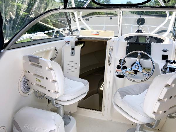 25' Boston Whaler, Listing Number 100874288, - Photo No. 14