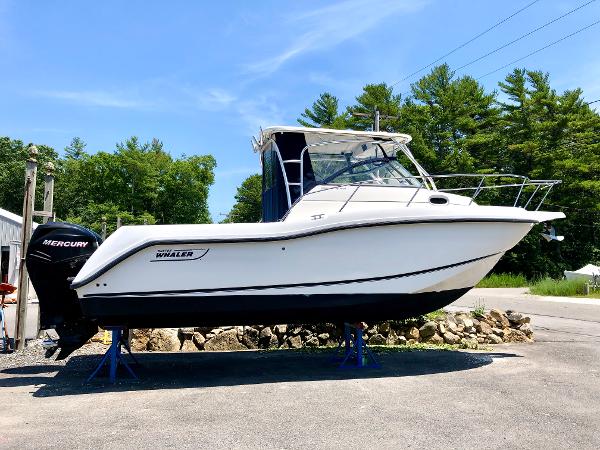 25' Boston Whaler, Listing Number 100874288, Image No. 1