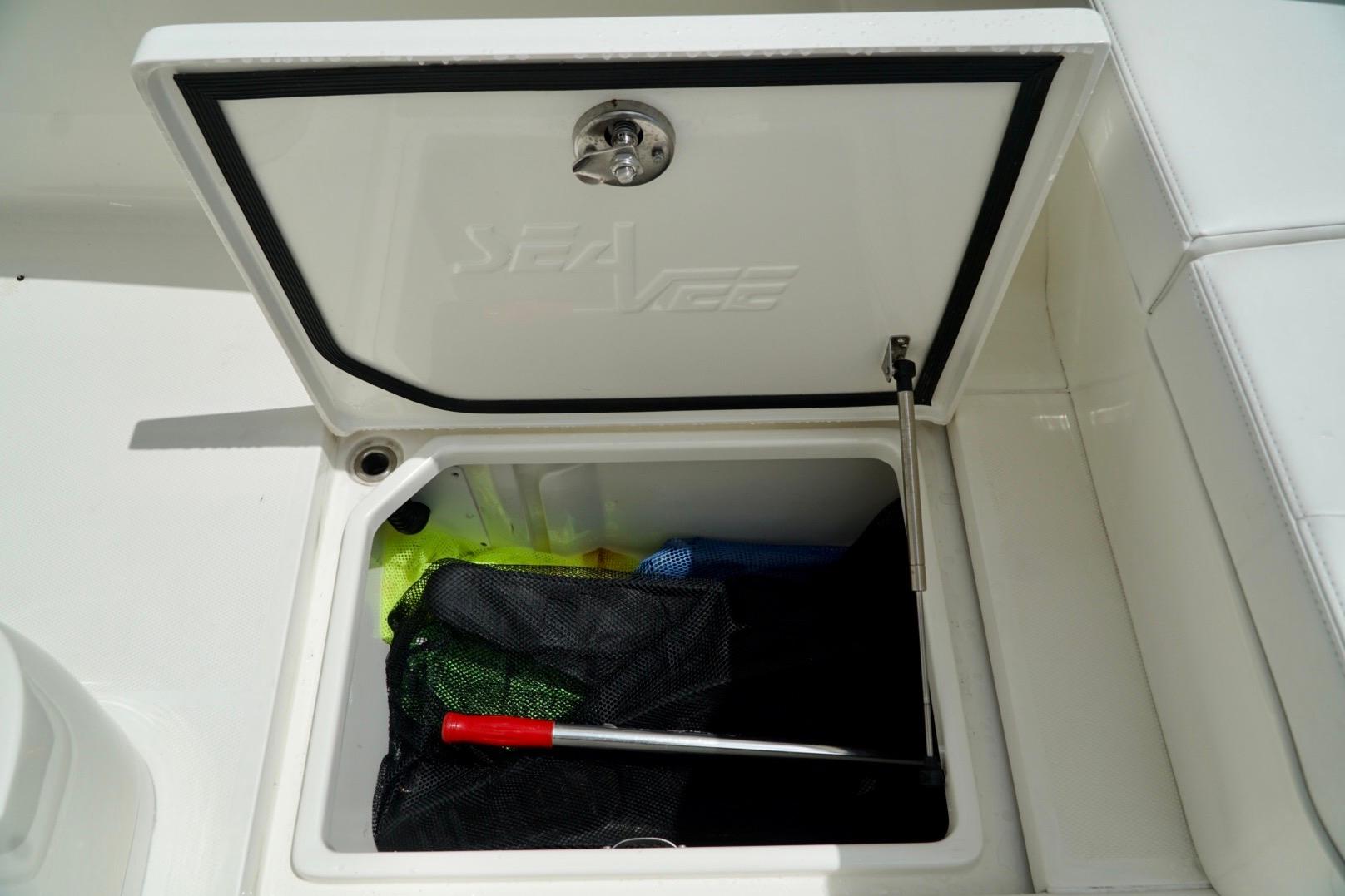 Boat image 77