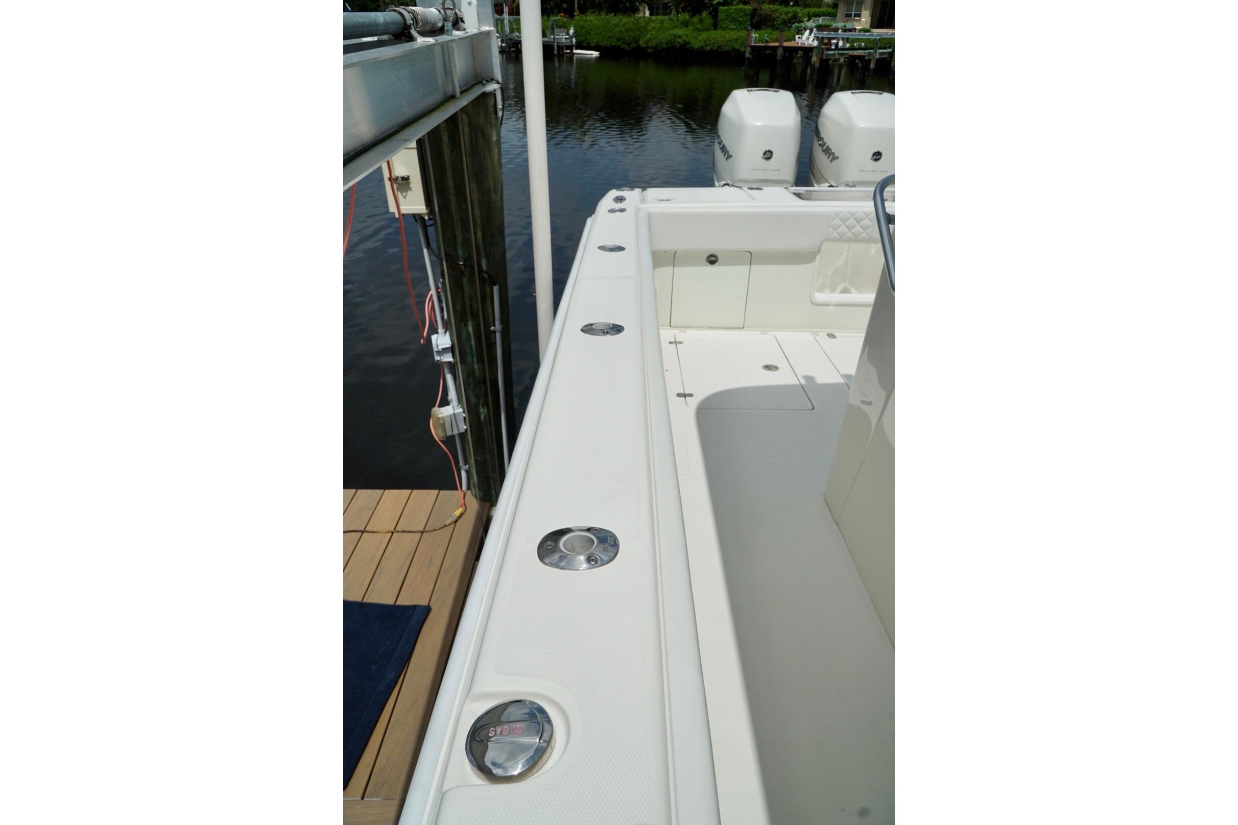 Boat image 99