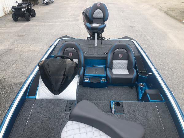 2021 Triton boat for sale, model of the boat is 189 TRX & Image # 10 of 29