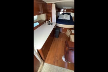 Sea Ray 370 Sundancer video