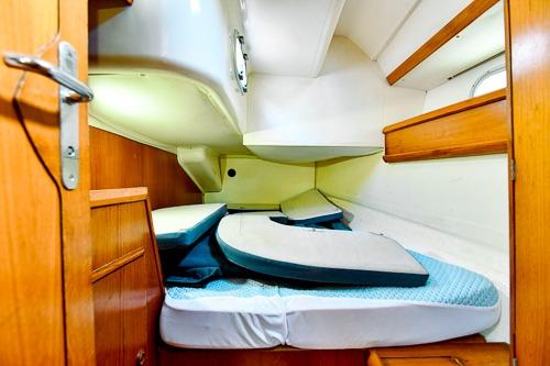 FL 10464 SS Knot 10 Yacht Sales FL 10464 SS Knot 10 Yacht Sales