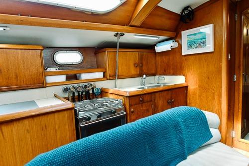 FL 10464 SS Knot 10 Yacht Sales FL 10464 SS Knot 10 Yacht Sales