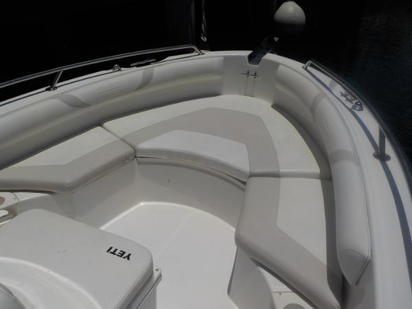 21' Boston Whaler, Listing Number 100888709, - Photo No. 4