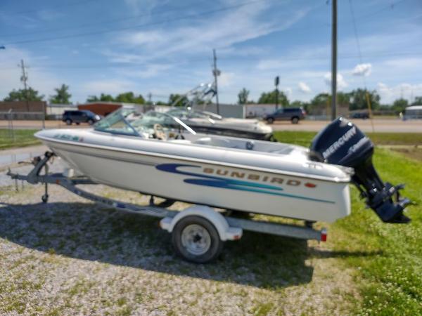 1998 Sunbird boat for sale, model of the boat is Sunbird 170 & Image # 9 of 10