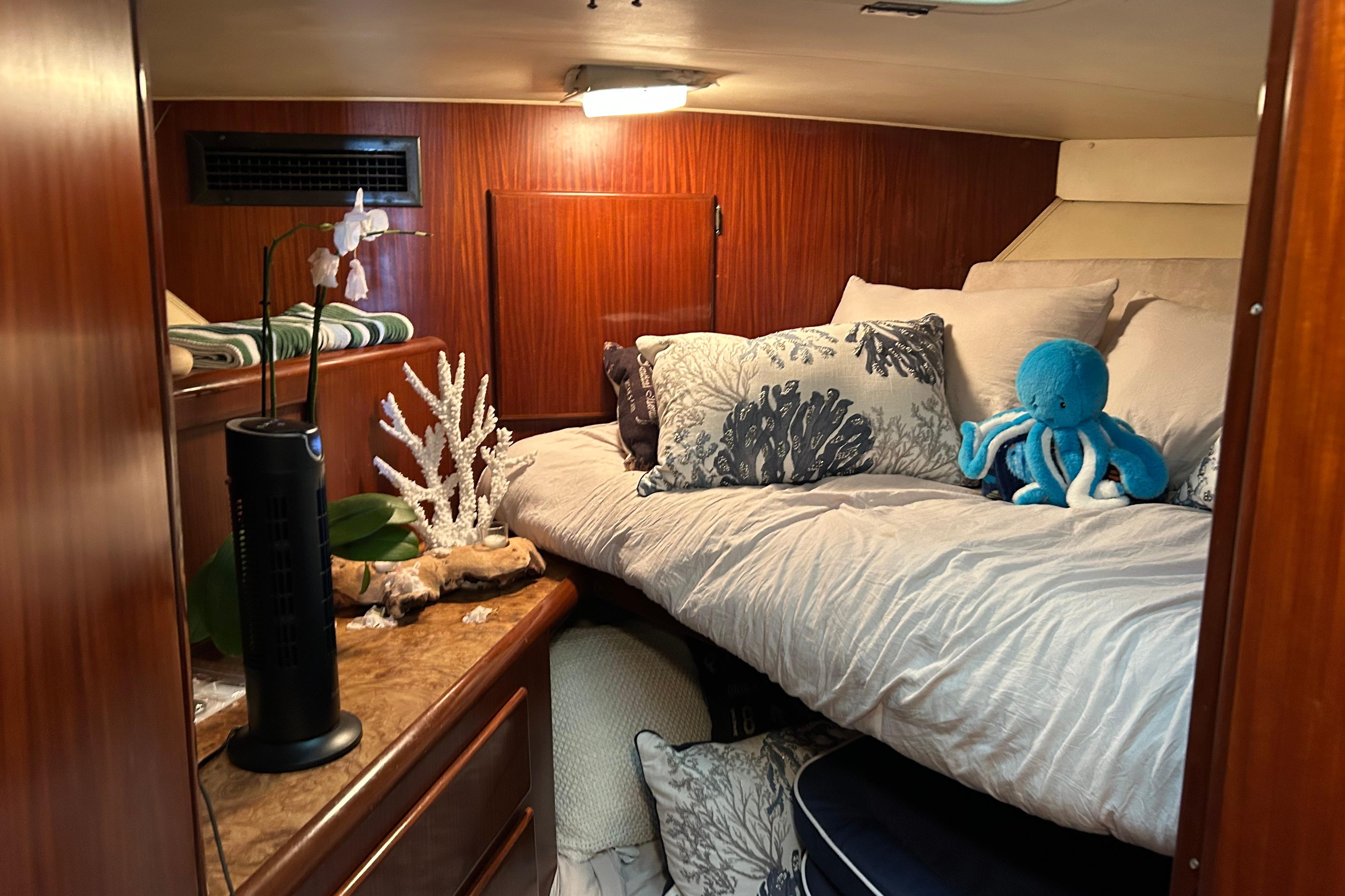 1989 Hatteras 45 Convertible #TBMC930G-LLC inventory image at Sun Country Yachts, San Diego Marriott Marquis