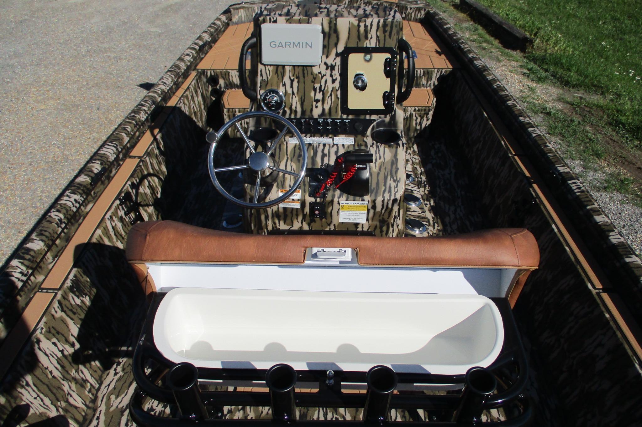 2026 Avid 22 Rogue CC-16