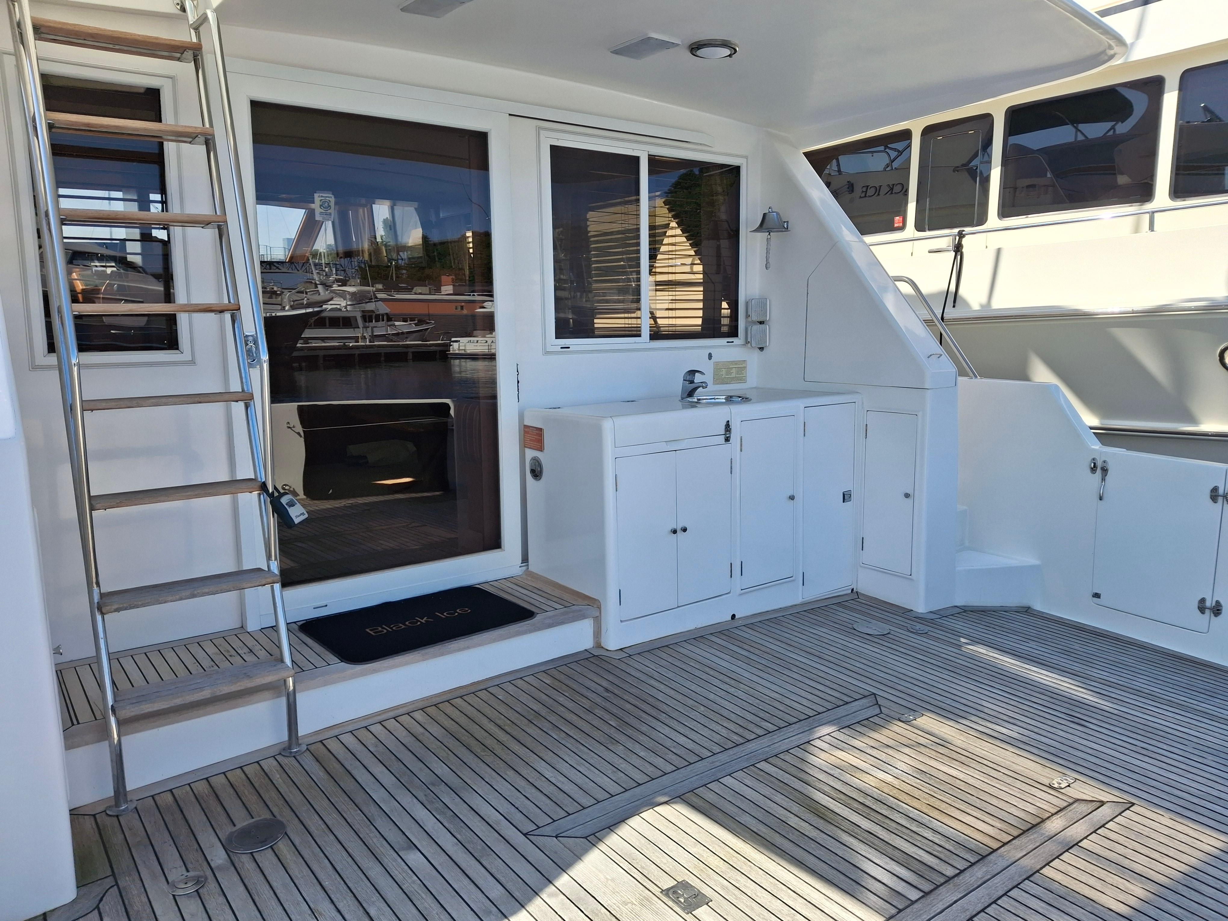 1998 Ocean Alexander 548 Pilothouse #TBRG54914LLC inventory image at Sun Country Yachts, South Lake Union (Seattle) 1998 Ocean Alexander 548 Pilothouse #TBRG54914LLC inventory image at Sun Country Yachts, South Lake Union (Seattle)