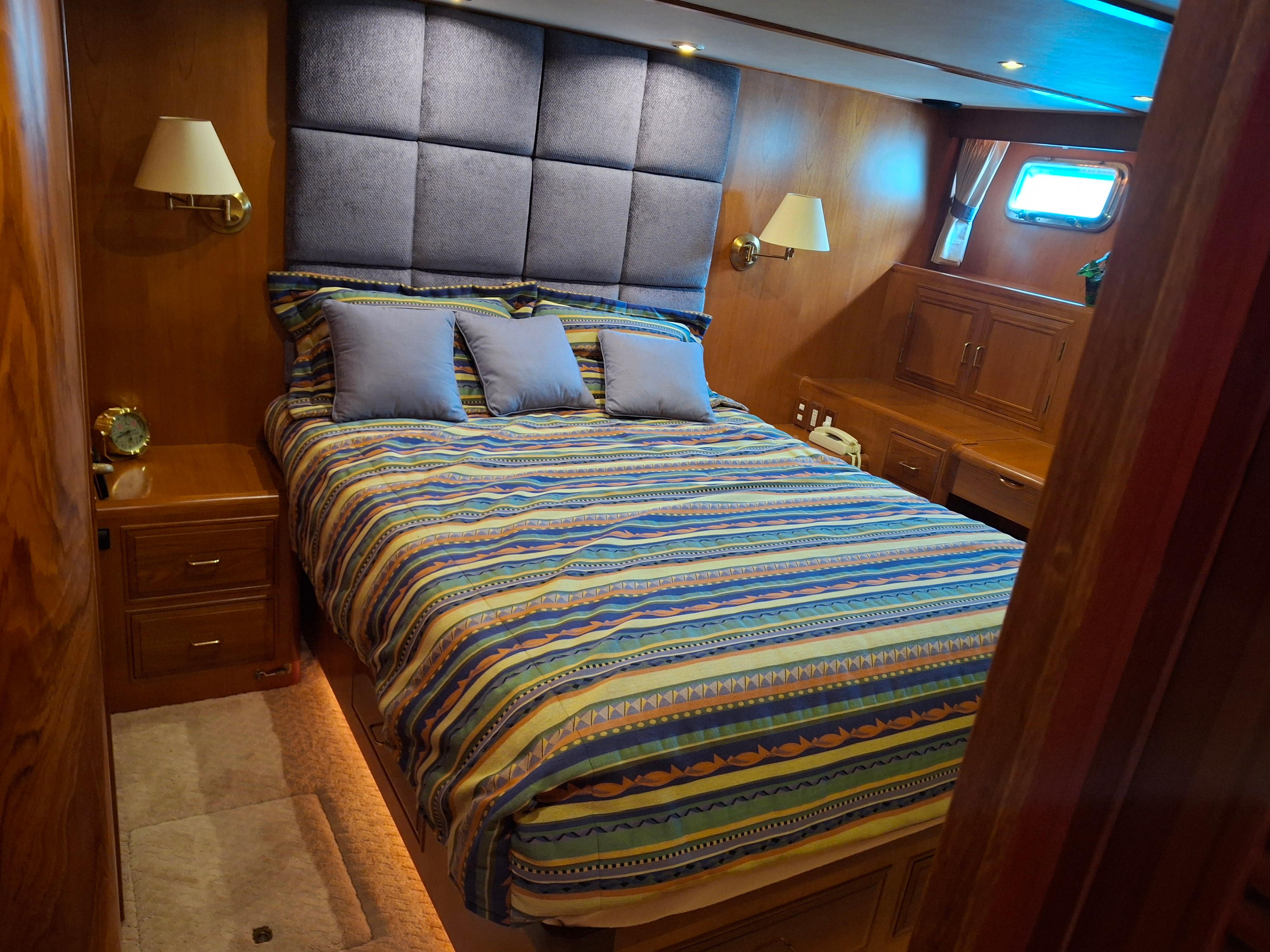 1998 Ocean Alexander 548 Pilothouse #TBRG54914LLC inventory image at Sun Country Yachts, South Lake Union (Seattle) 1998 Ocean Alexander 548 Pilothouse #TBRG54914LLC inventory image at Sun Country Yachts, South Lake Union (Seattle)