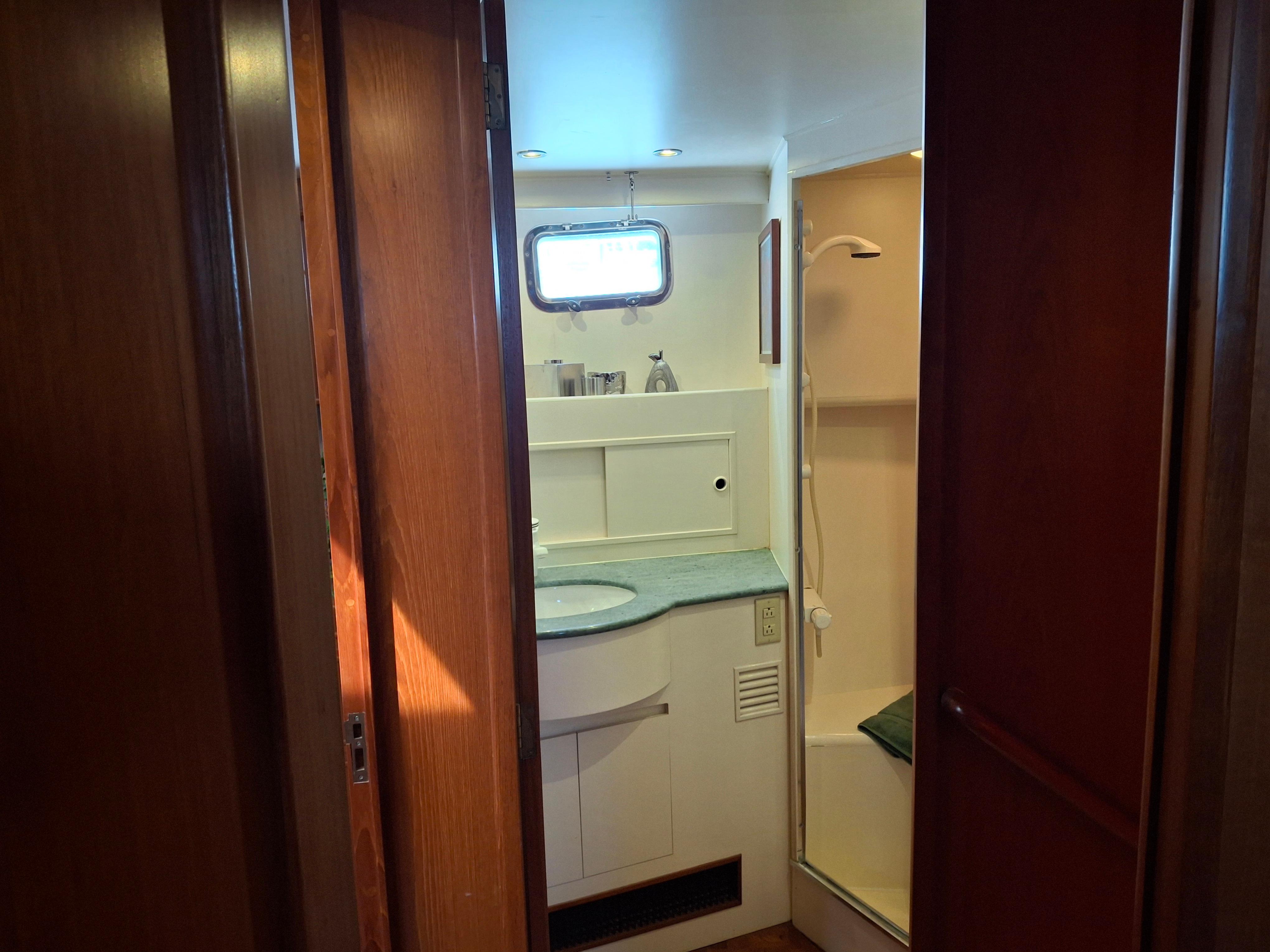 1998 Ocean Alexander 548 Pilothouse #TBRG54914LLC inventory image at Sun Country Yachts, South Lake Union (Seattle) 1998 Ocean Alexander 548 Pilothouse #TBRG54914LLC inventory image at Sun Country Yachts, South Lake Union (Seattle)