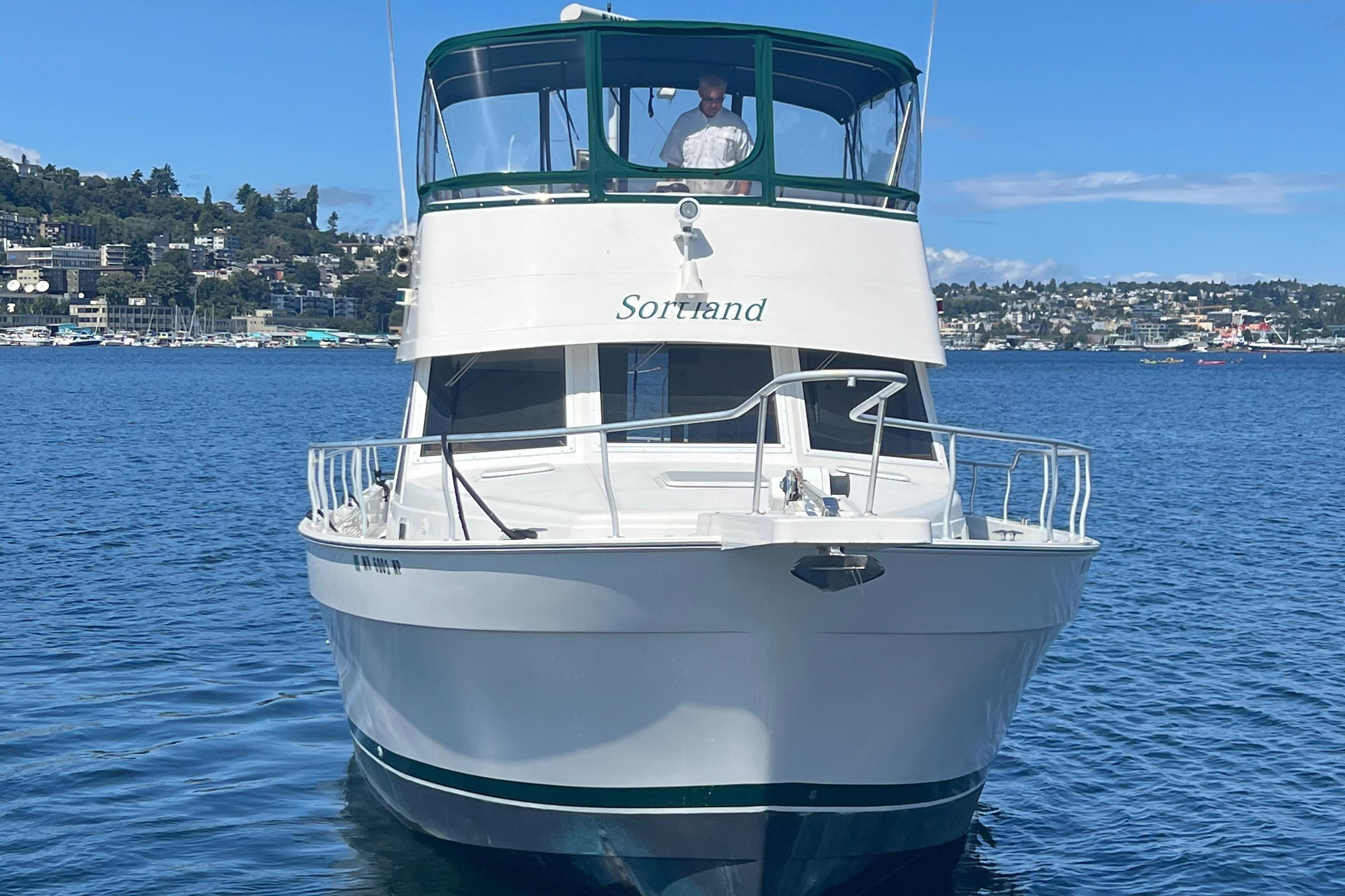 Sortland Yacht for Sale, 43 Mainship Yachts Seattle, WA