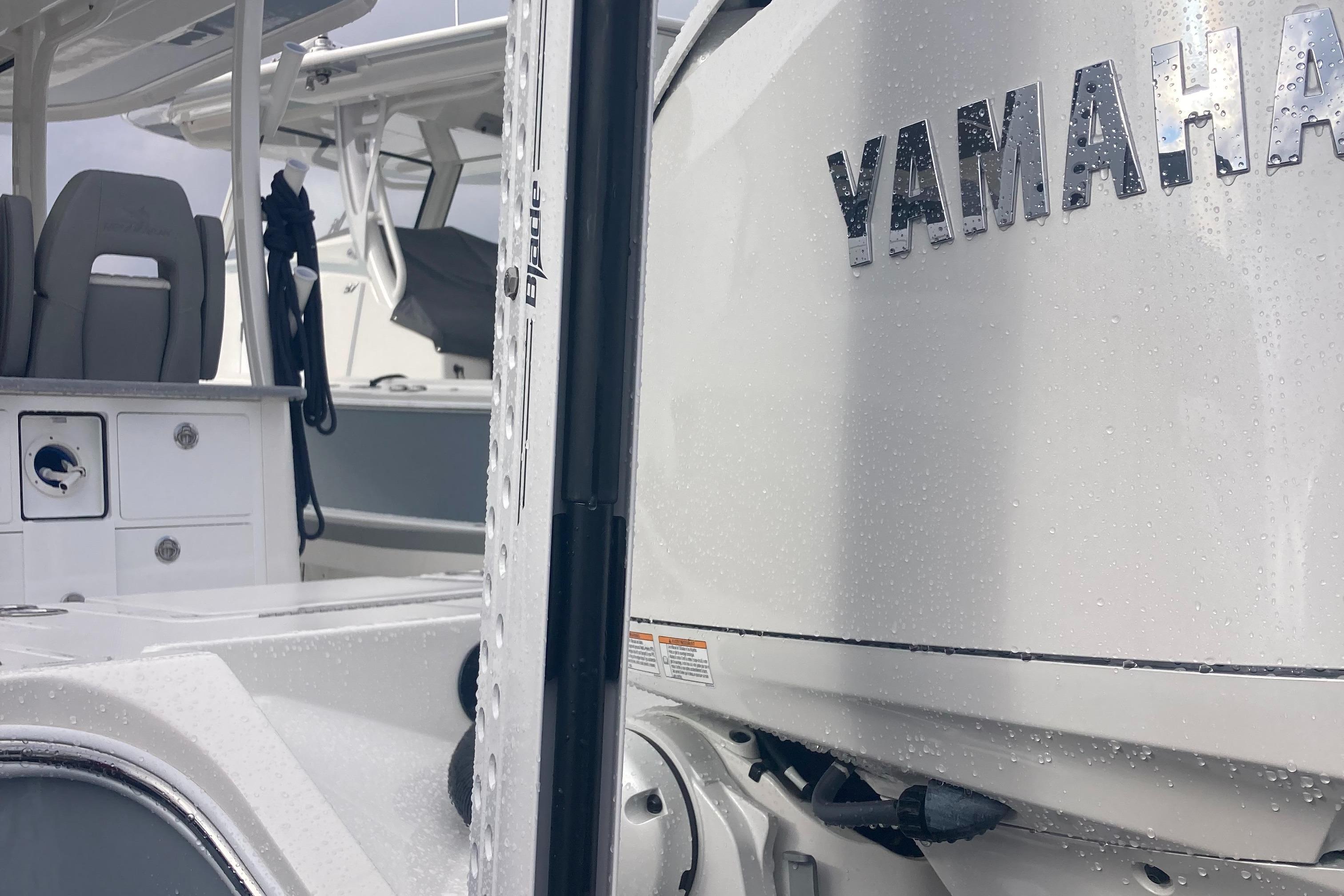 Regulator-30XO 2024-STORM GRAY MA-US-2024 Regulator 30XO boat with Yamaha engine, showcasing sleek design and modern features.-9692464 | Thumbnail