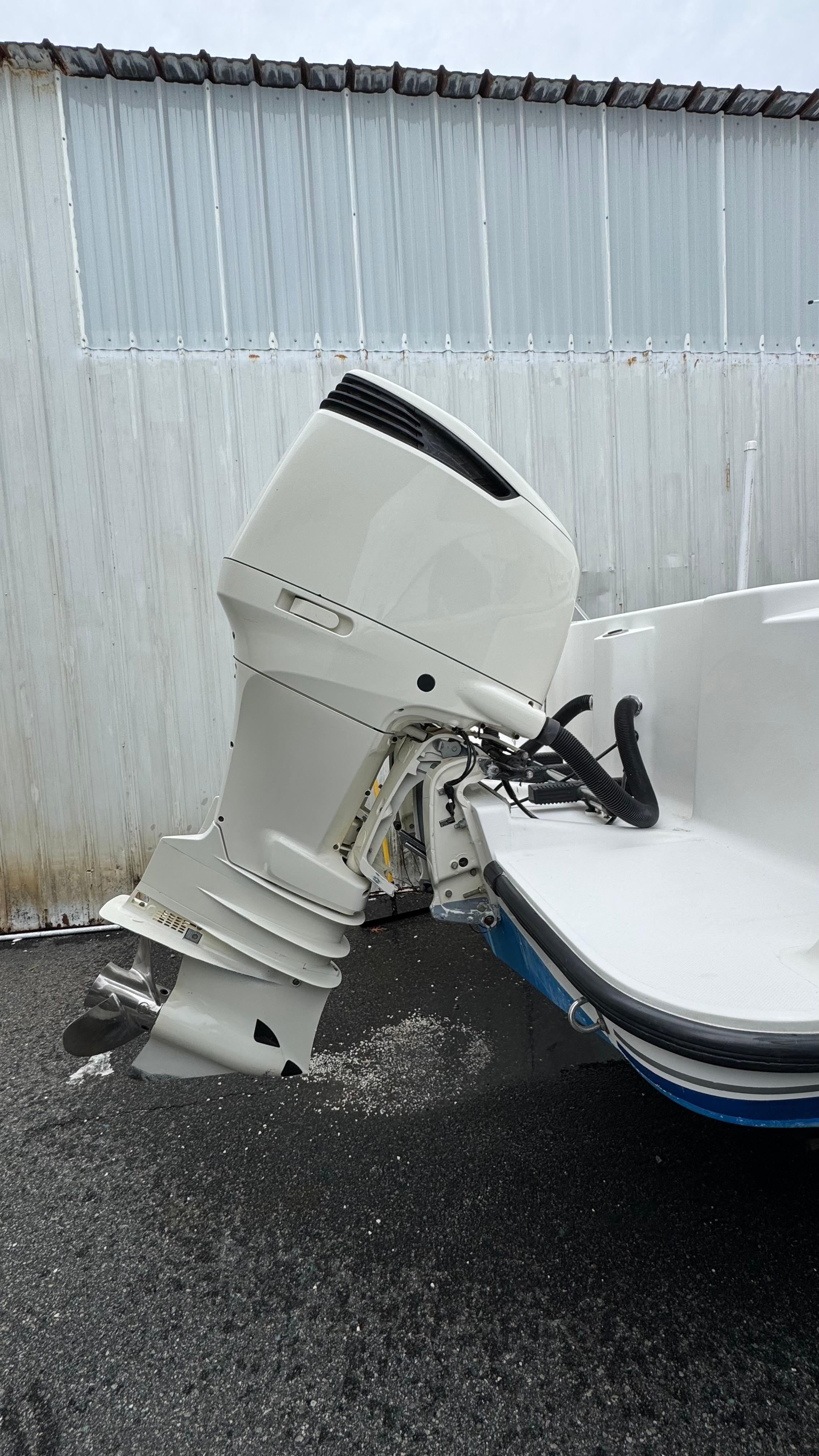 2003-seavee-34b-power-9722465-20250404080714080-1_XLARGE