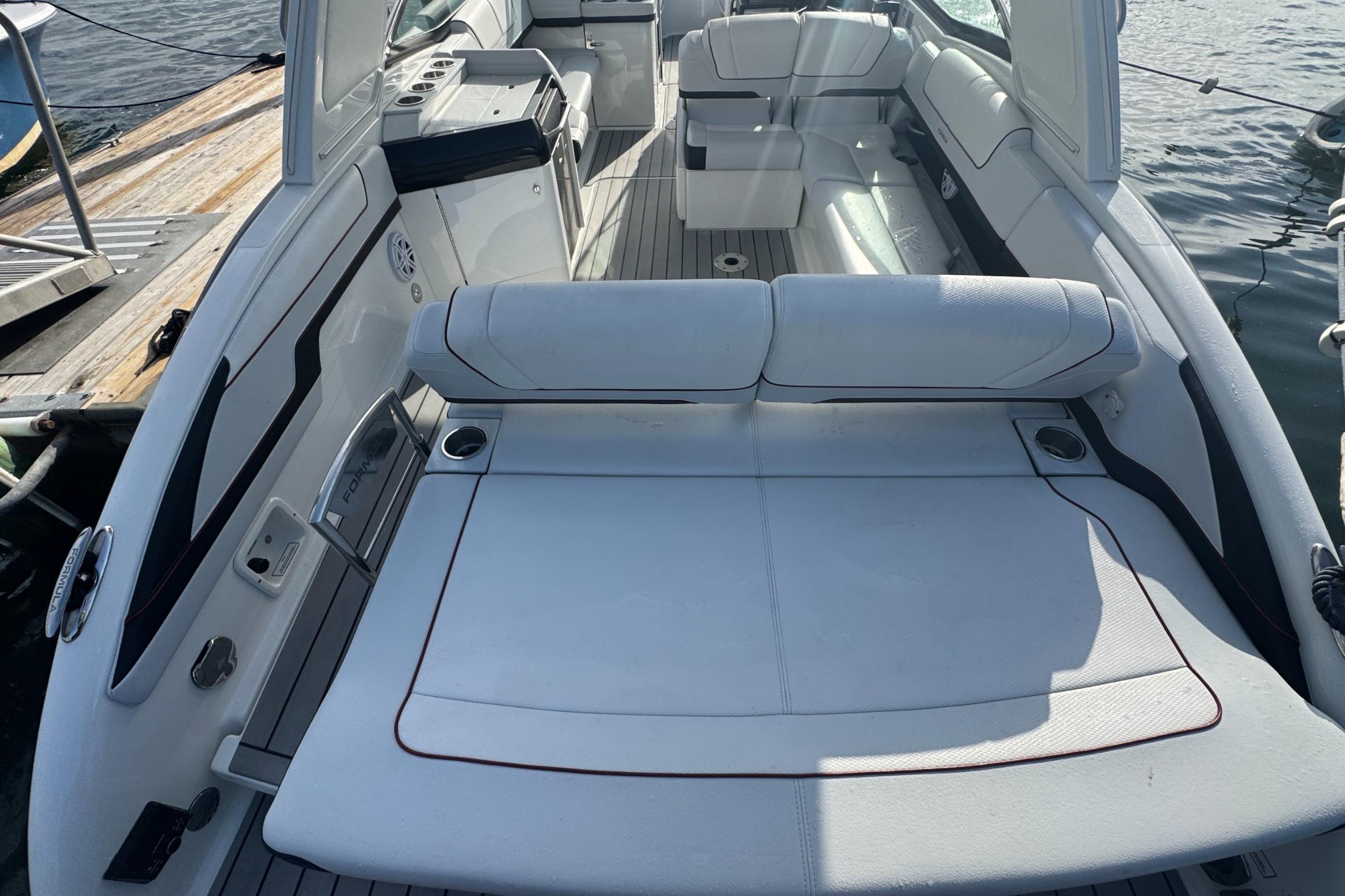 Boat image 13