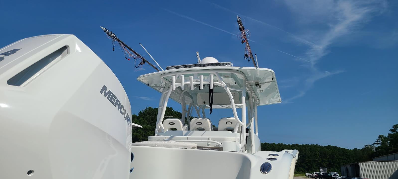 2014-yellowfin-42-power-9722473-20250417184501653-1_XLARGE
