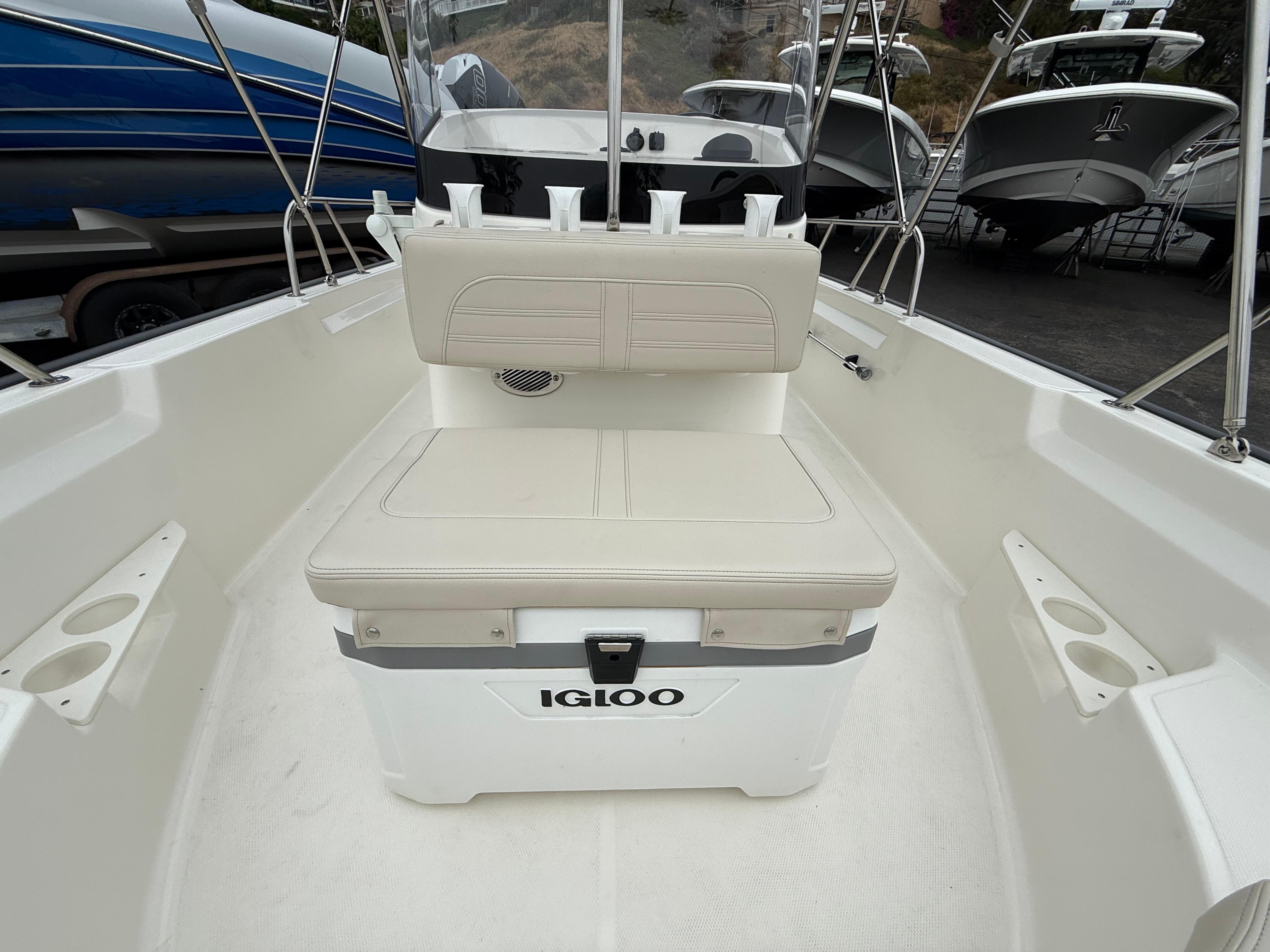 2024 Boston Whaler 170 Montauk #TBRL0350 inventory image at Sun Country Marine Group, Newport Beach 2024 Boston Whaler 170 Montauk #TBRL0350 inventory image at Sun Country Marine Group, Newport Beach