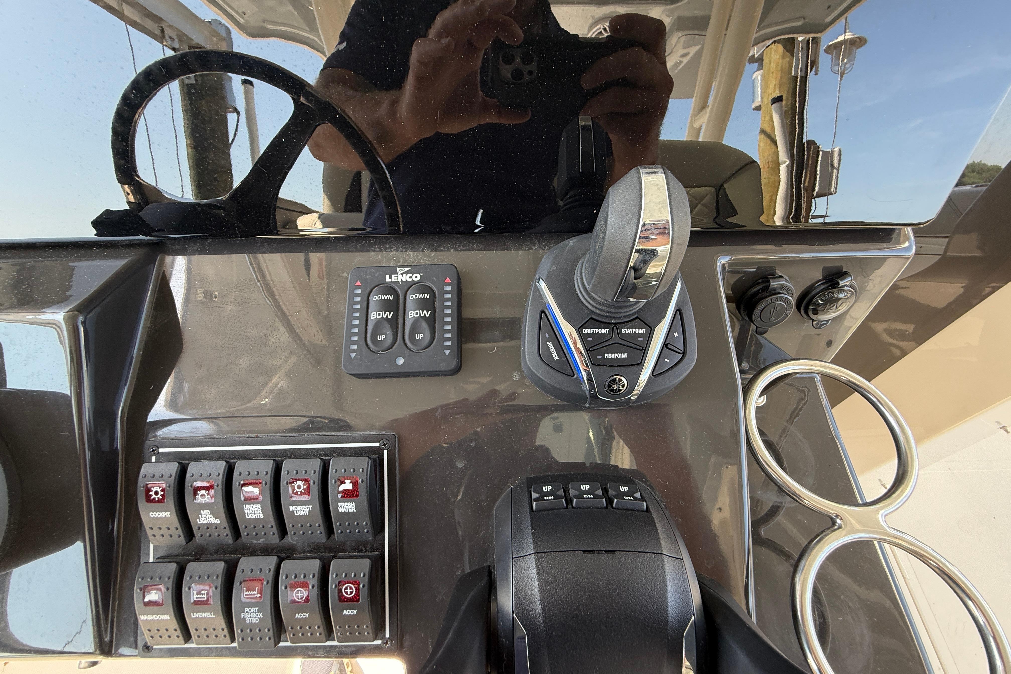 2024 Pursuit S 328 Sport-37