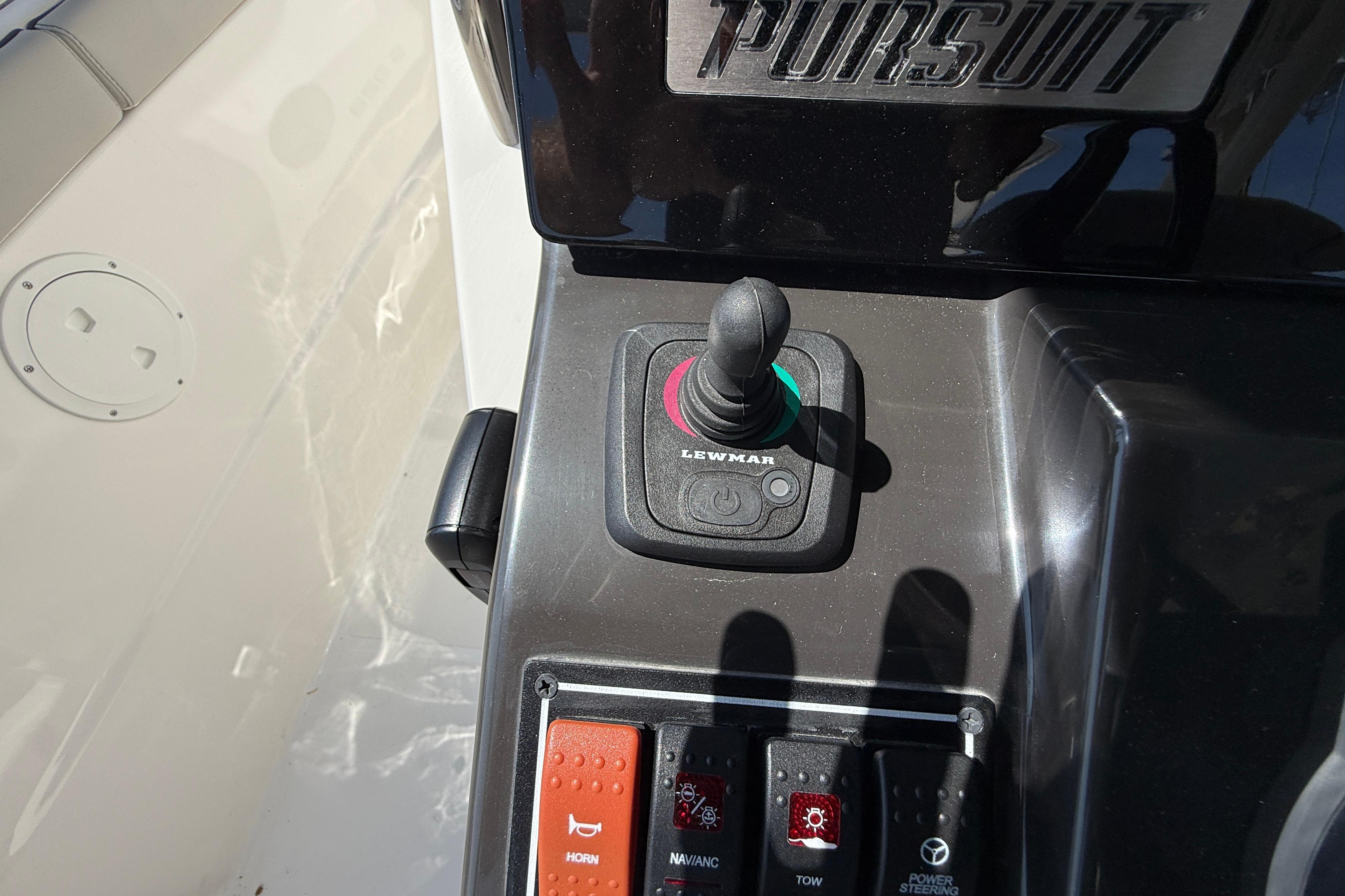 2024 Pursuit S 328 Sport-41