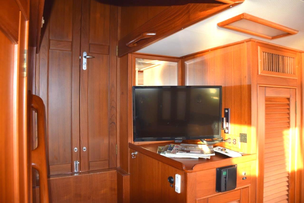 Master stateroom TV and salon door closed
