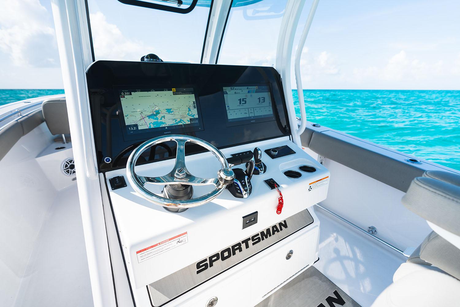 2026 Sportsman Open 302 Center Console-6