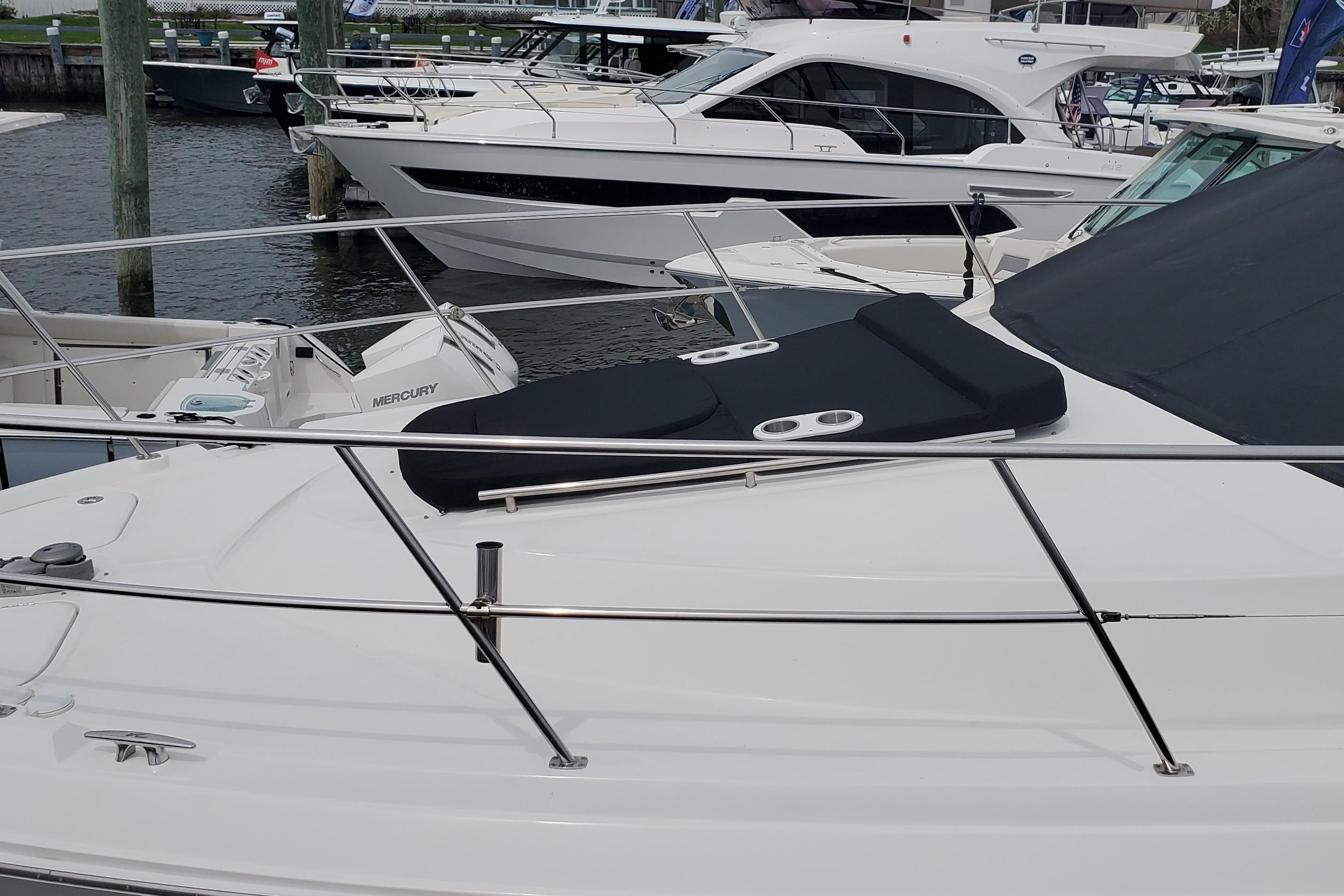 2012-sea-ray-450-sedan-bridge-power-9762479-20250426050226880-1_XLARGE