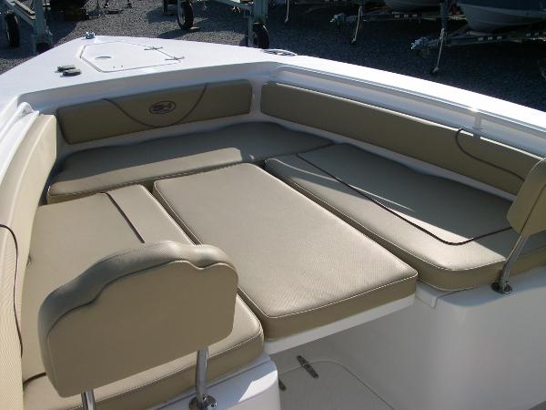 27 Gamefish Photo 9
