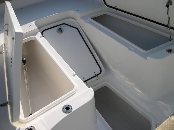 27 Gamefish Photo 11
