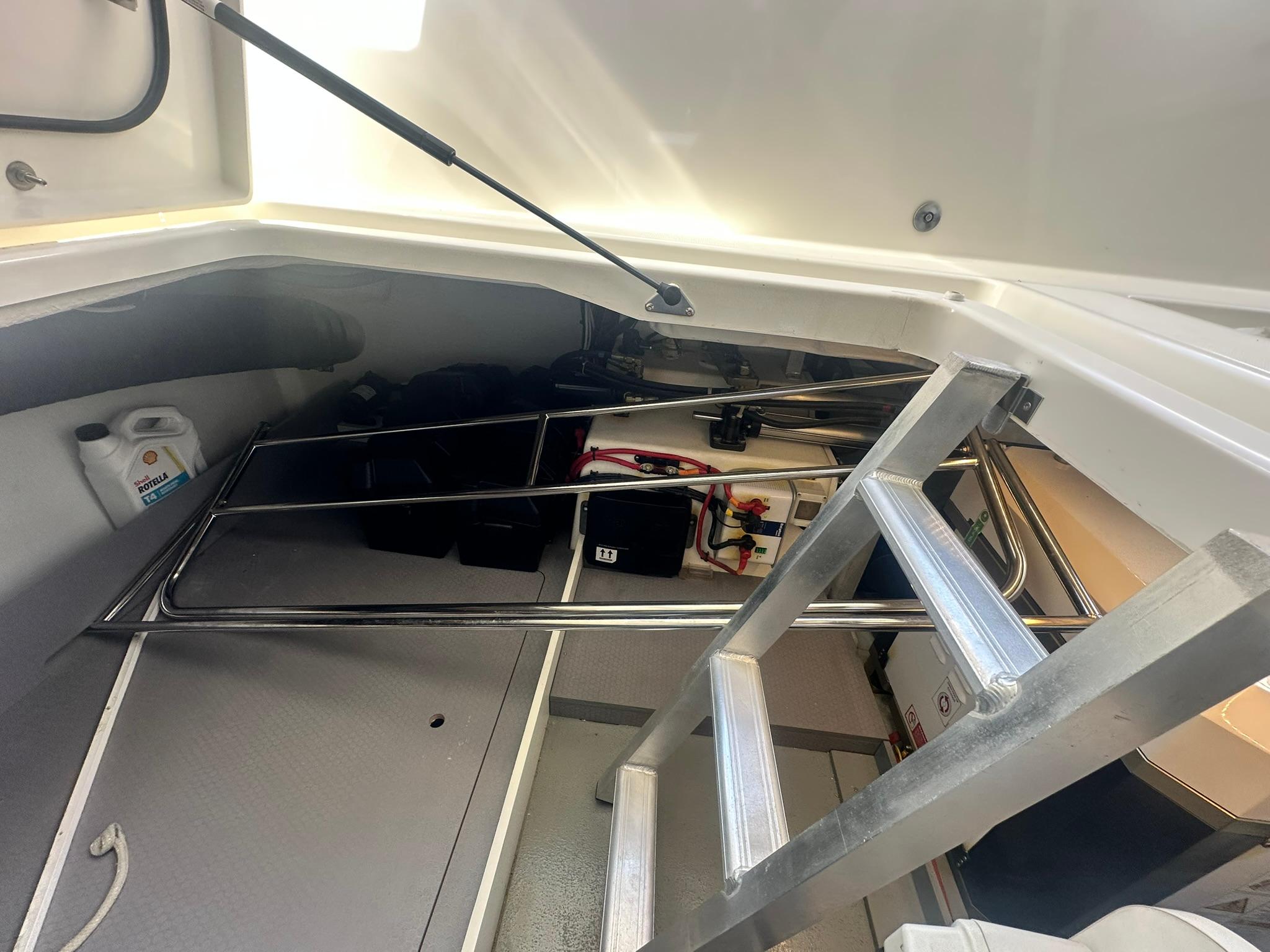 Yacht Photos Pics