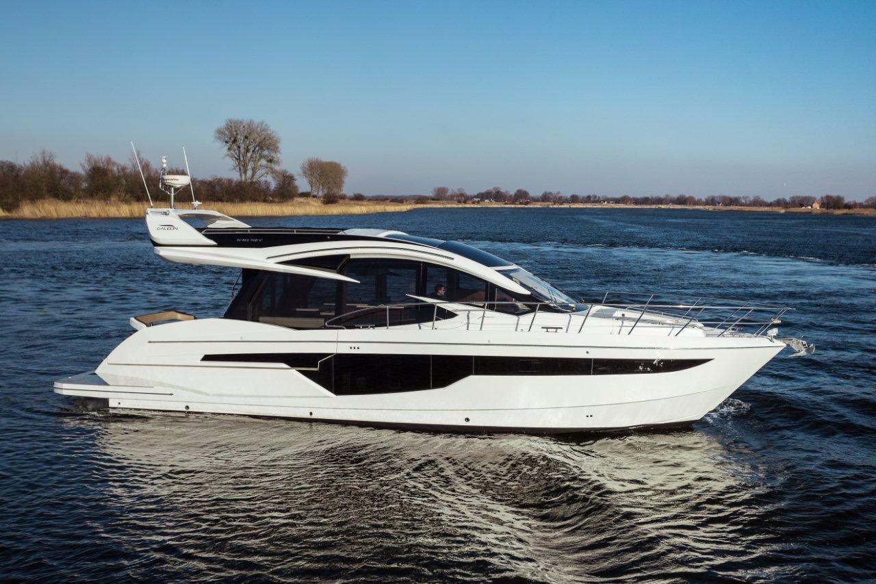galeon yachts 510 skydeck