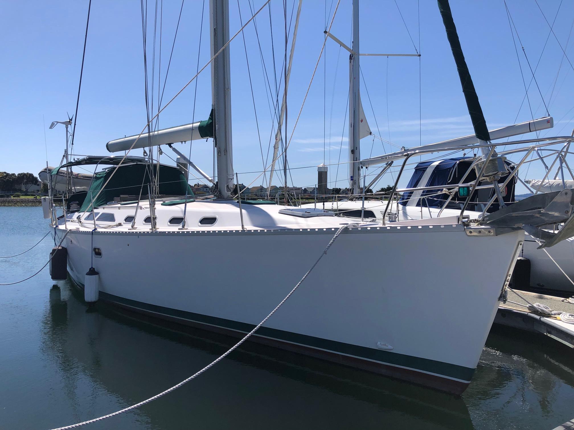 Image of 2002 Catalina 470