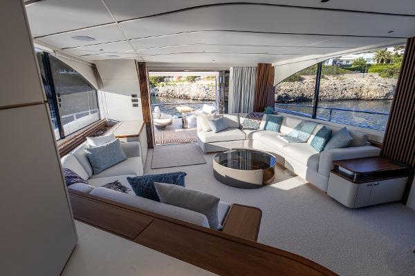 Princess Motor Yacht Sales - Used Princess Y80