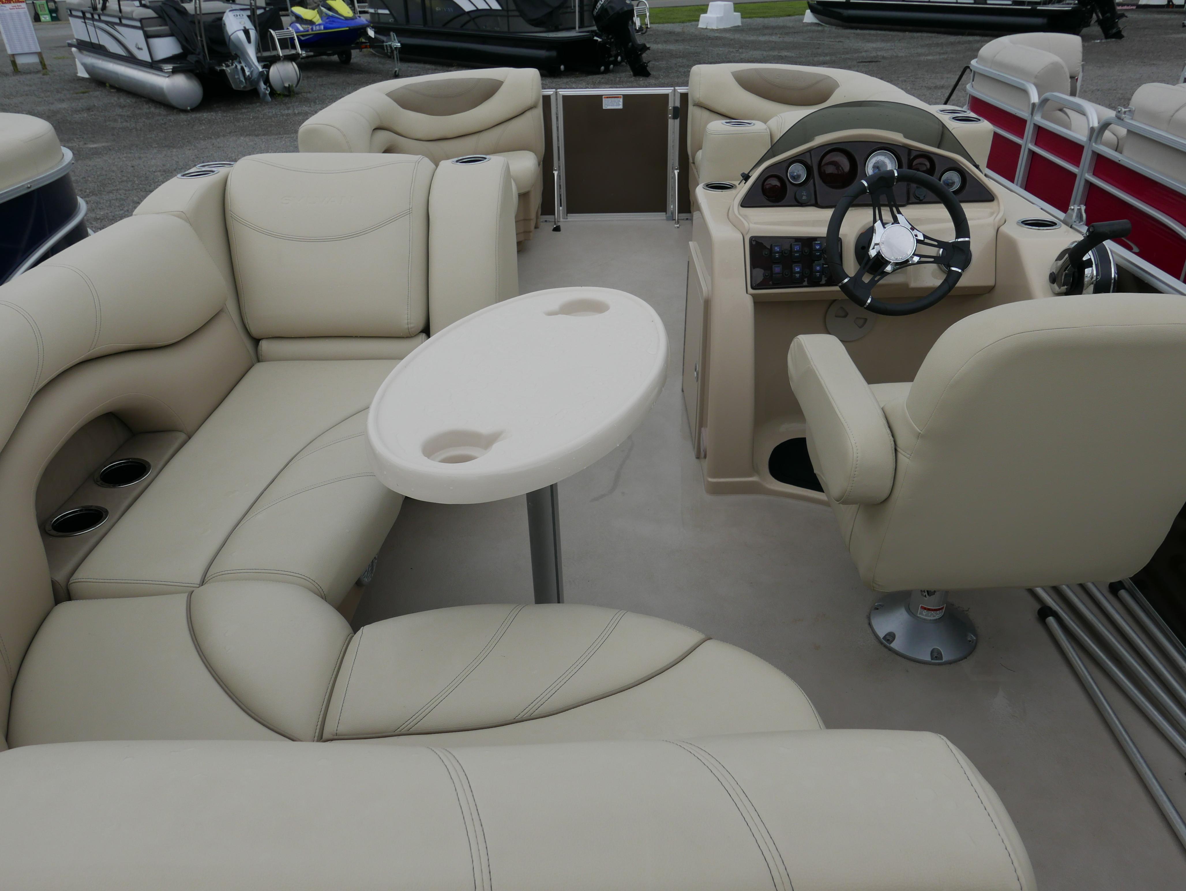 2019 Sylvan Mirage 820 Cruise-14