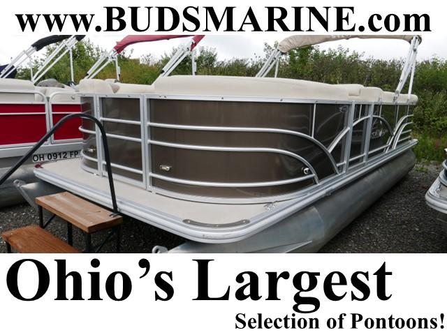 2019 Sylvan Mirage 820 Cruise