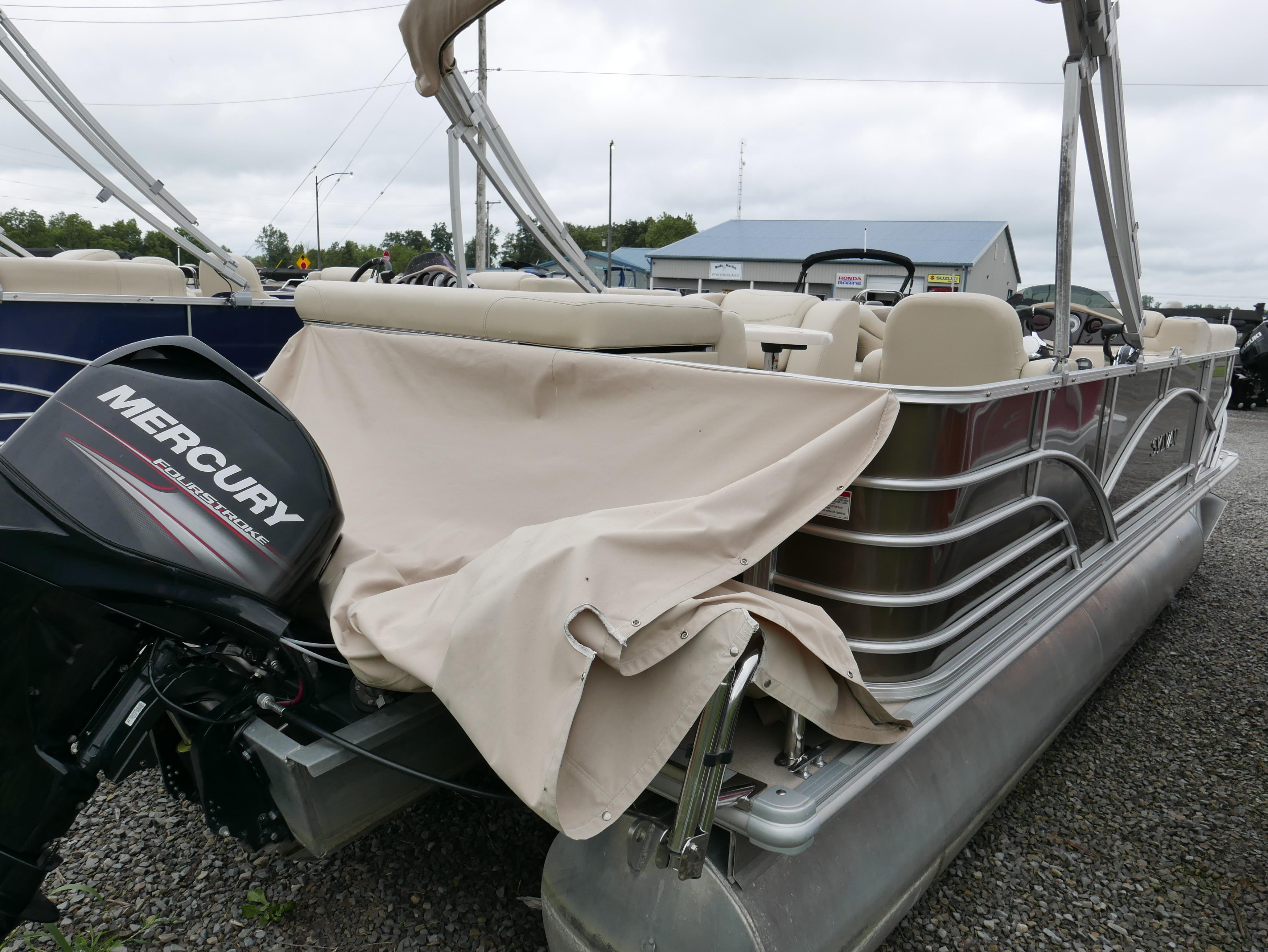 2019 Sylvan Mirage 820 Cruise-5