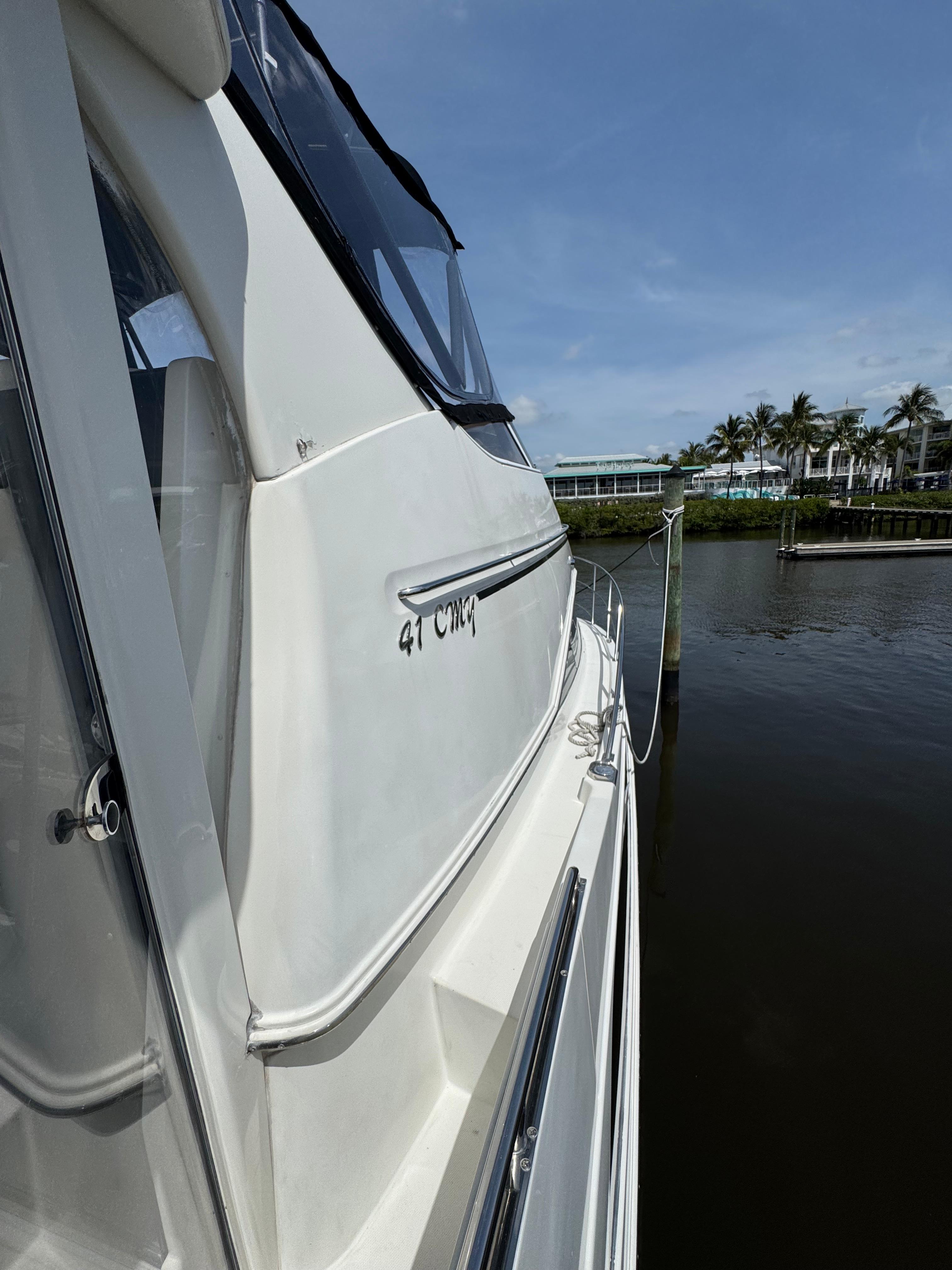 2005-carver-41-cockpit-motor-yacht-power-9822517-980477806-0-310520251211-3