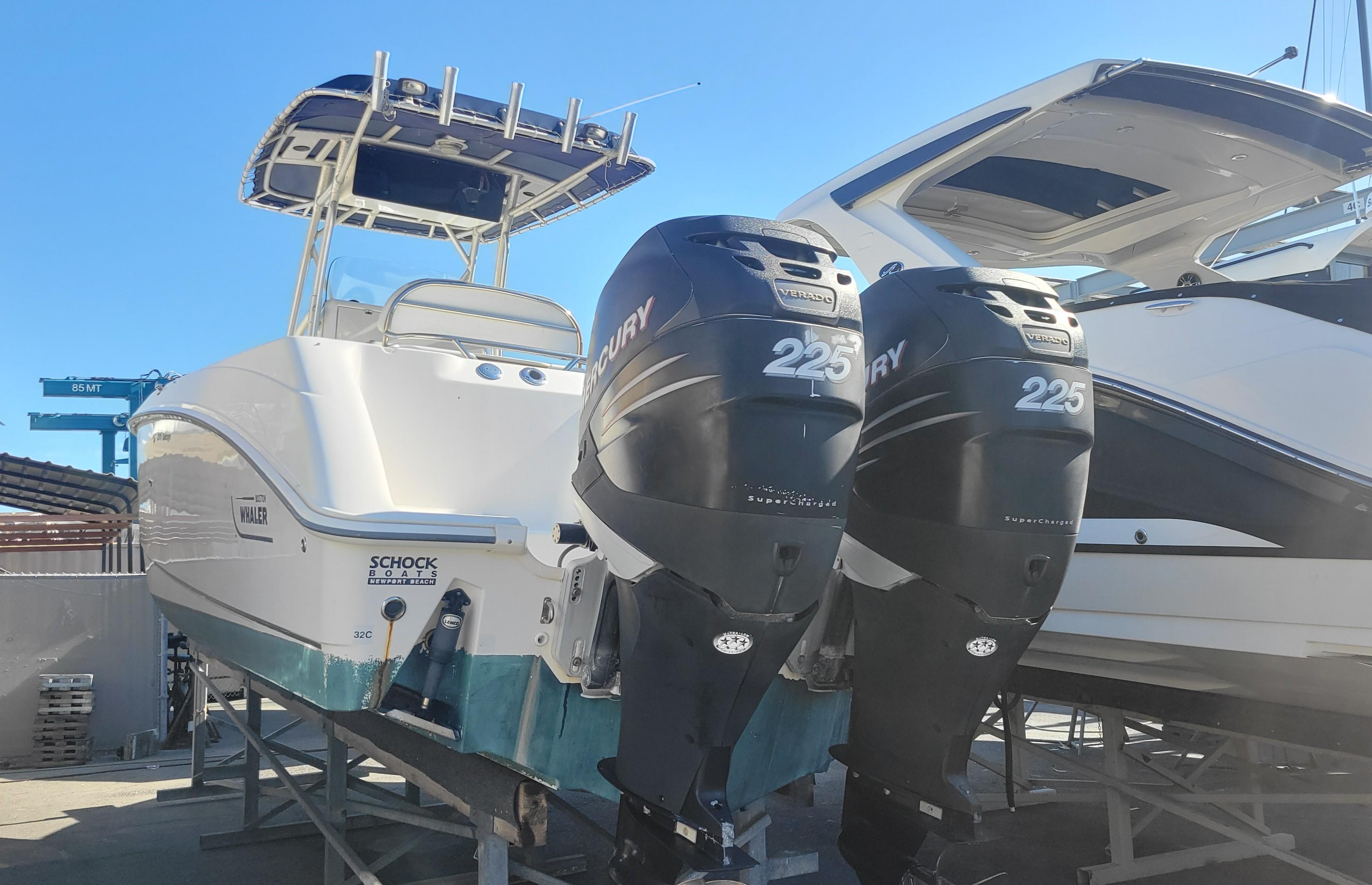 2005-boston-whaler-270-outrage-power-9752521-20250409121258899-1_XLARGE