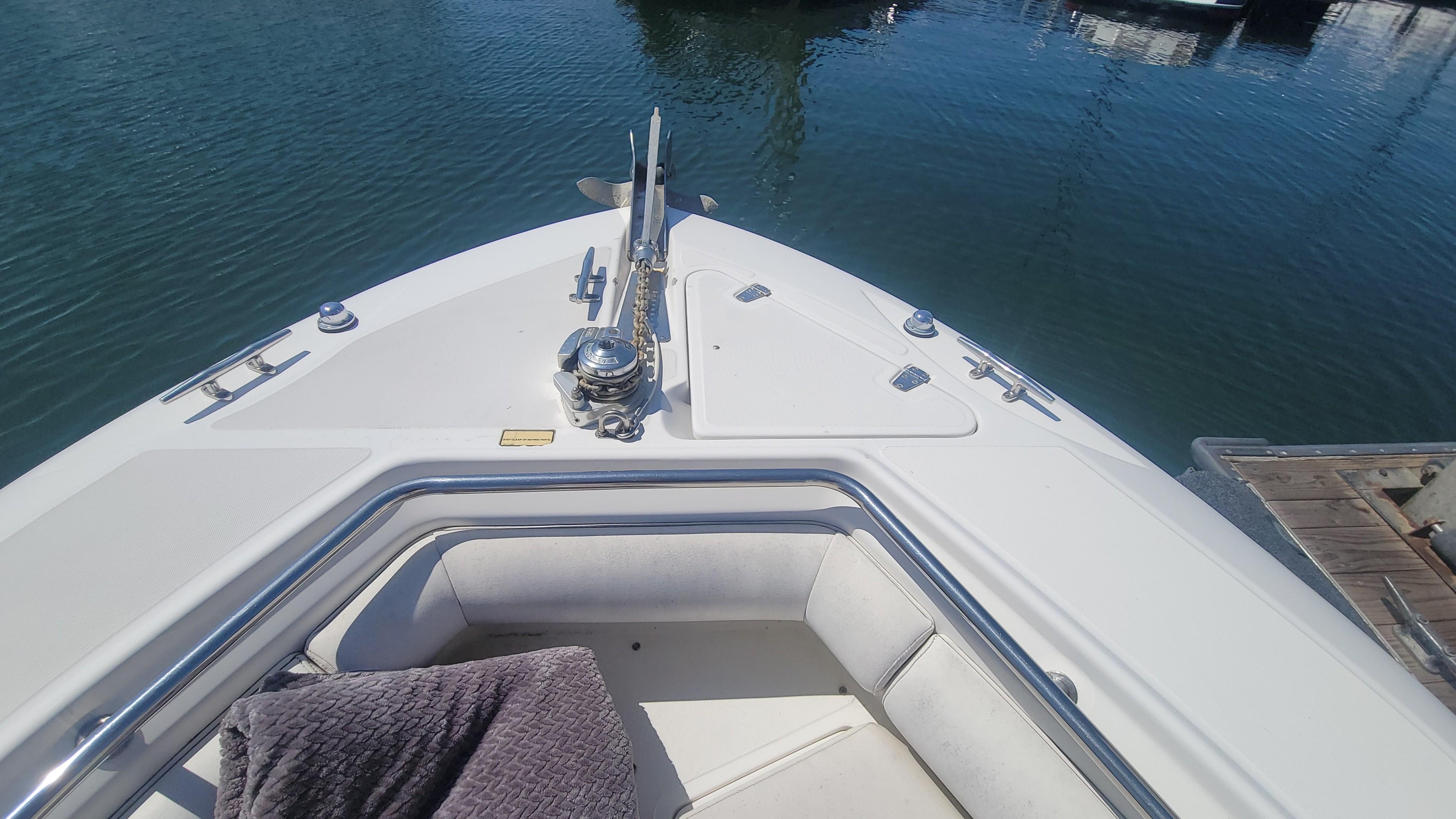 2006-boston-whaler-270-outrage-power-9752521-20250509112917461-1_XLARGE