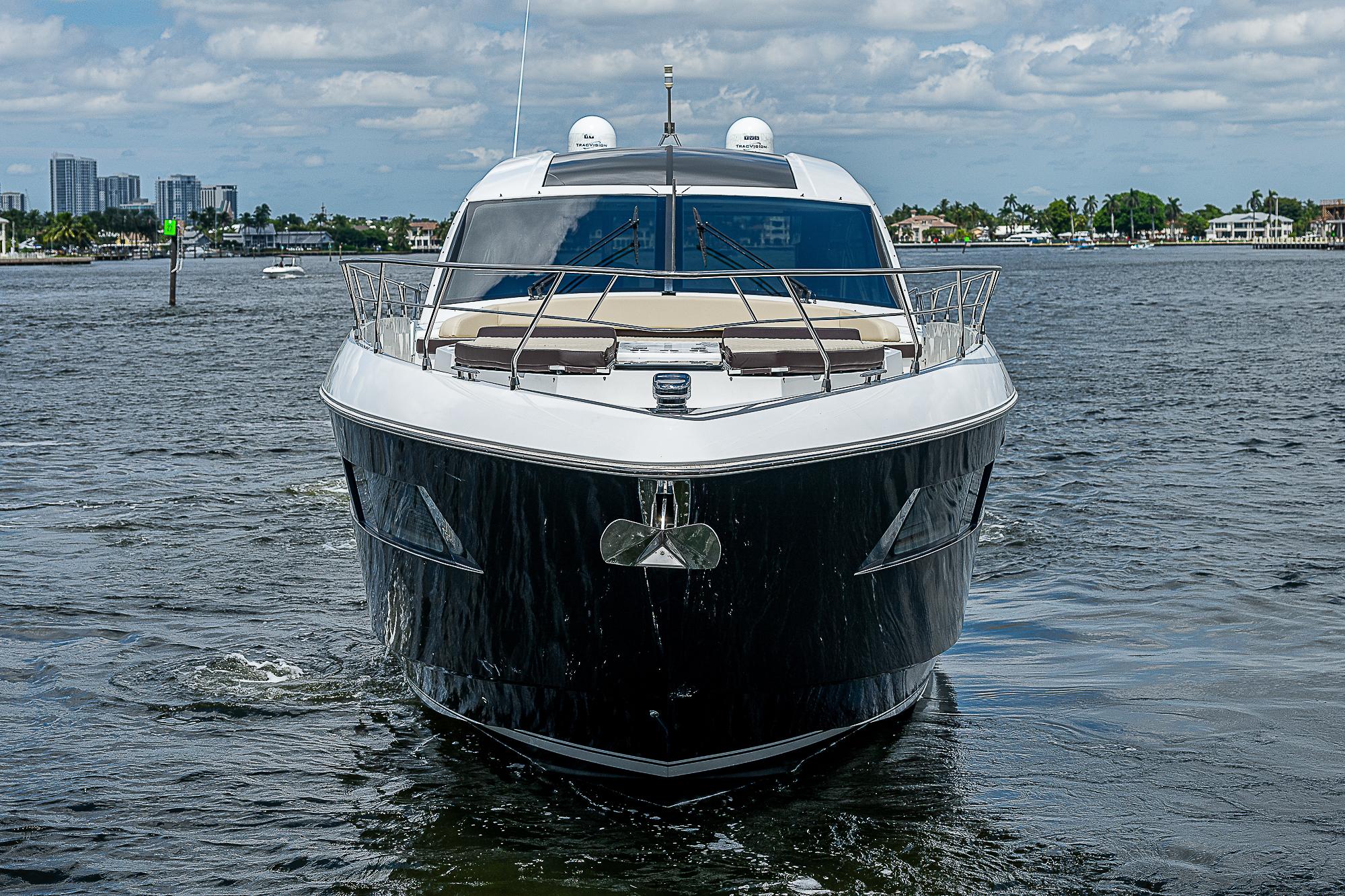 2017 Cruisers 60 cantius