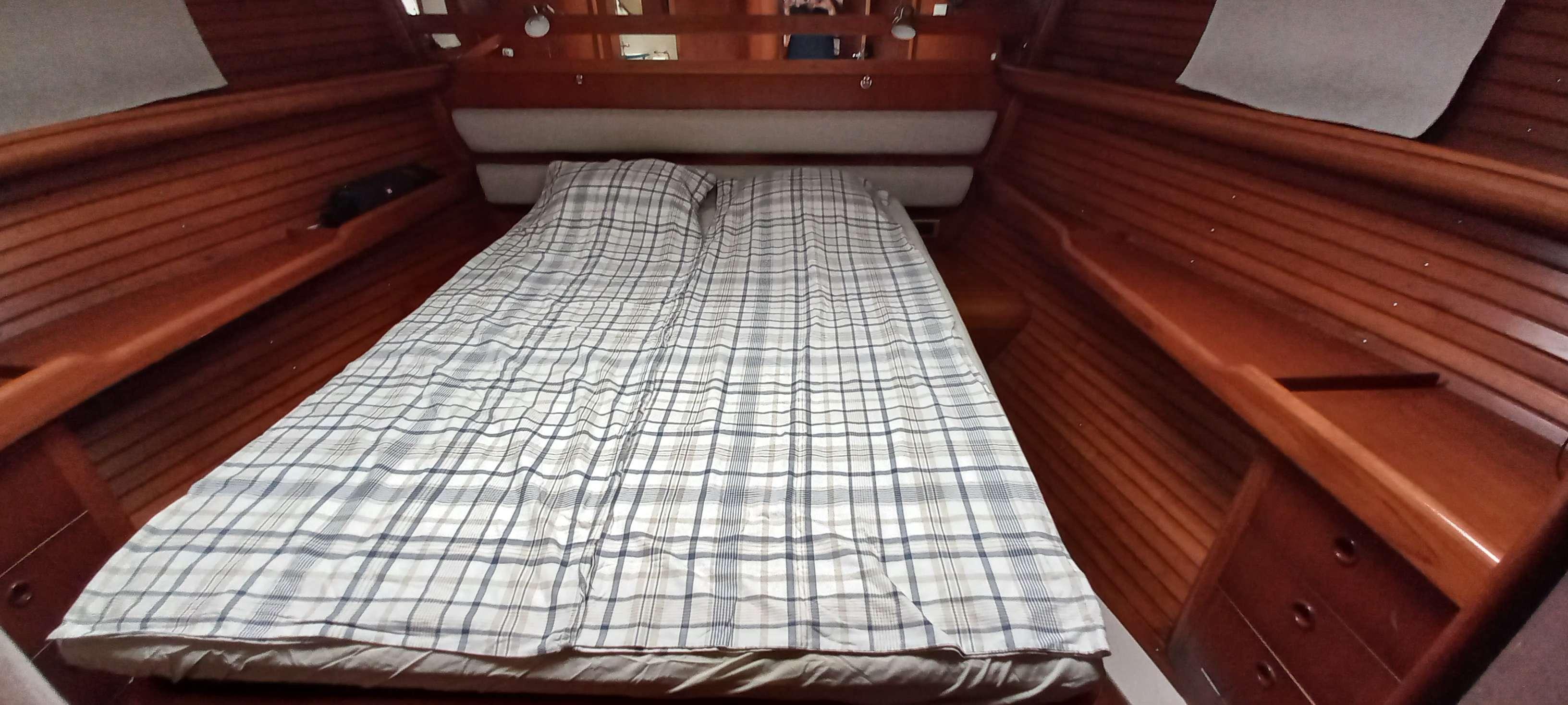 Yacht Photos Pics