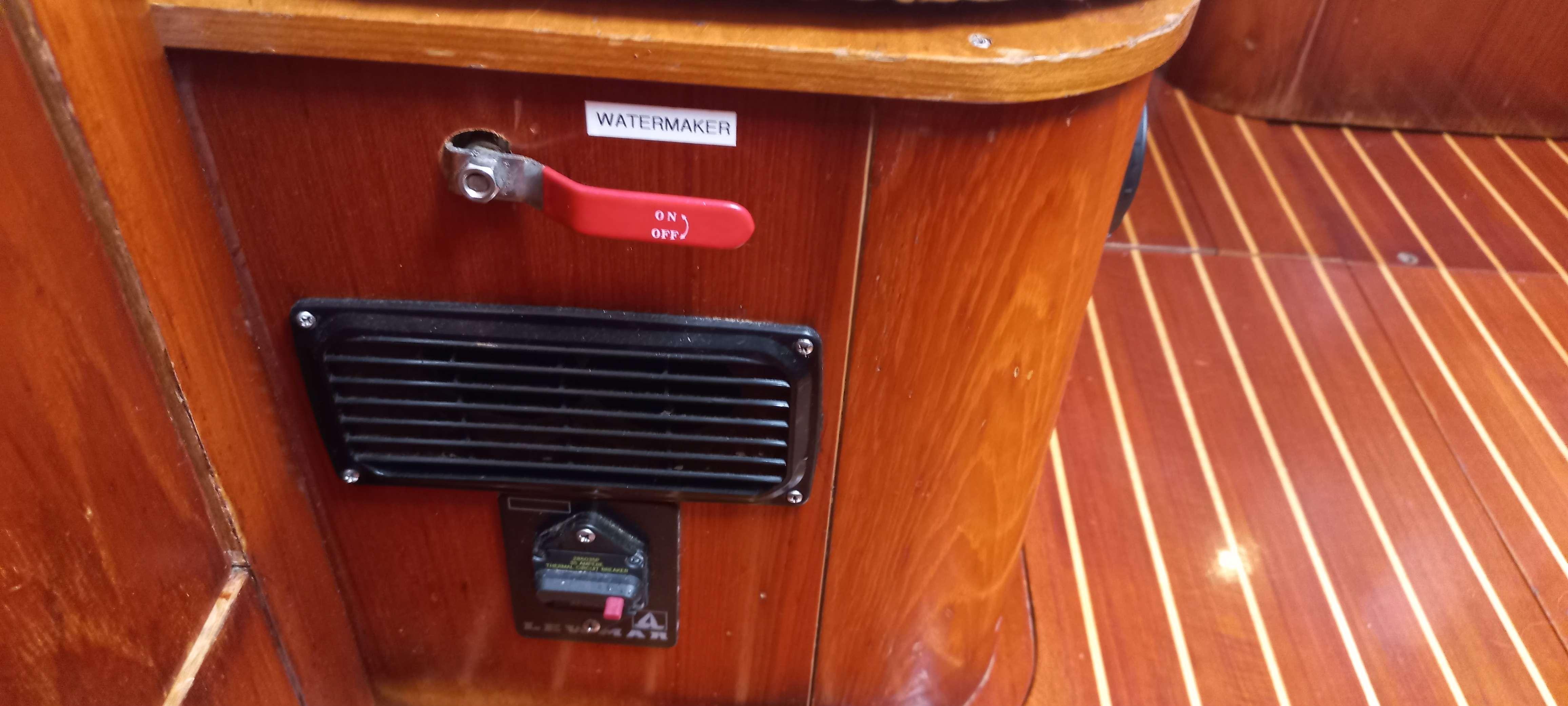 Yacht Photos Pics