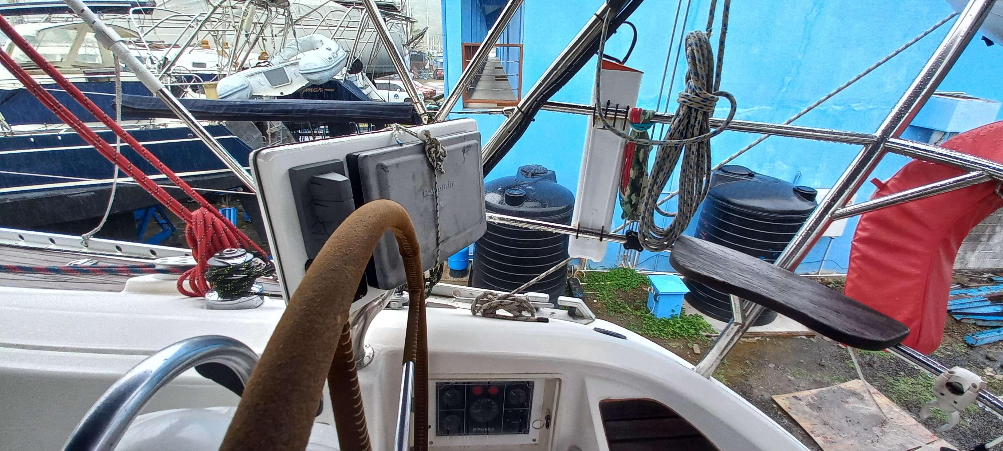 Yacht Photos Pics