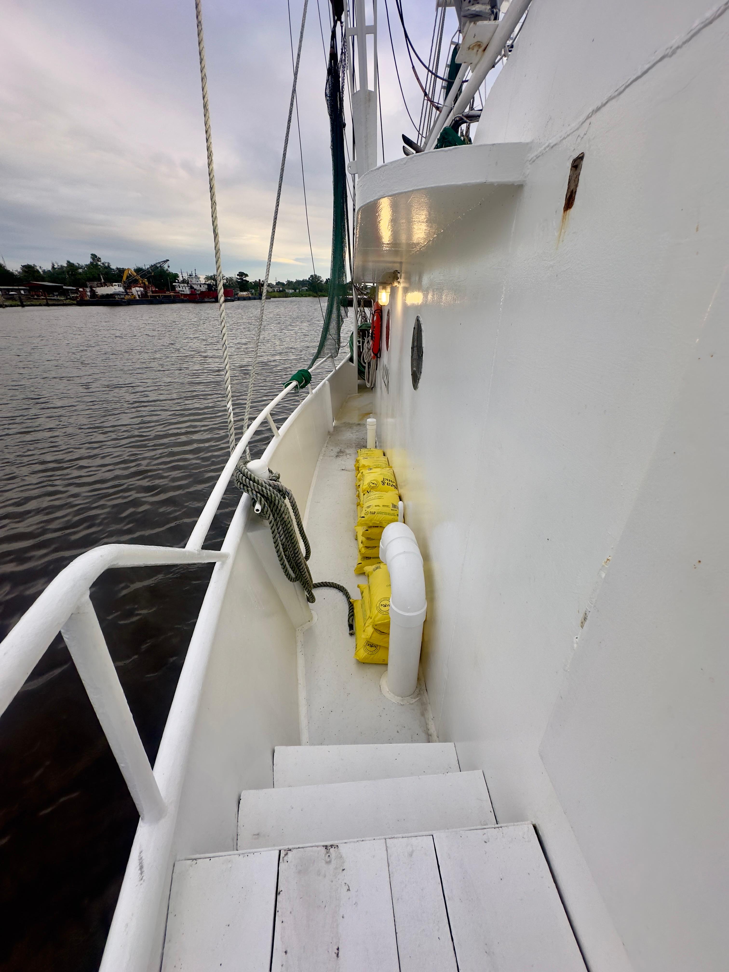 Blanchard-69 Shrimper/Freezer 2001-Miss Behavin FL-US-9672524 | Thumbnail