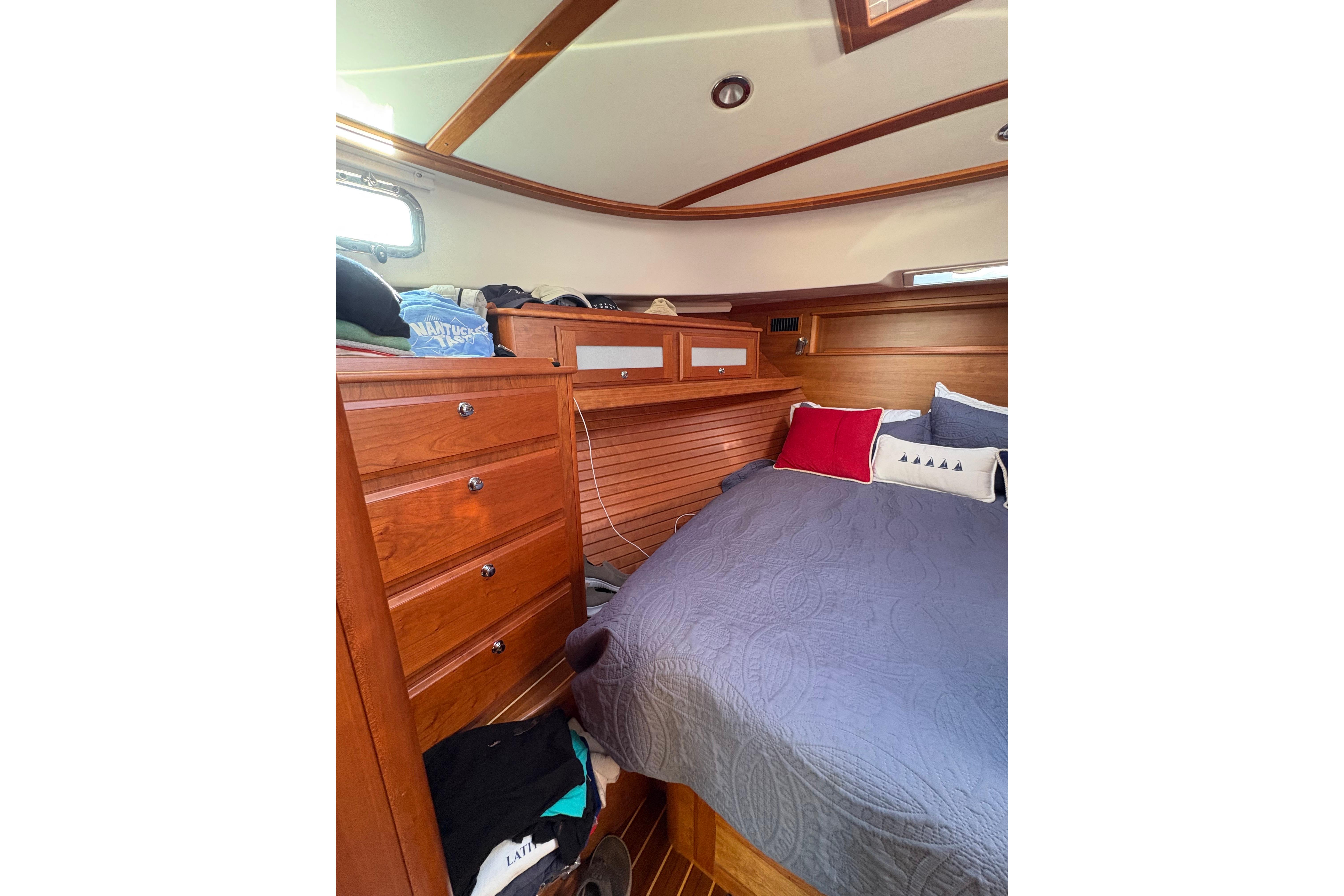2023 Sabre 45 Salon Express-36
